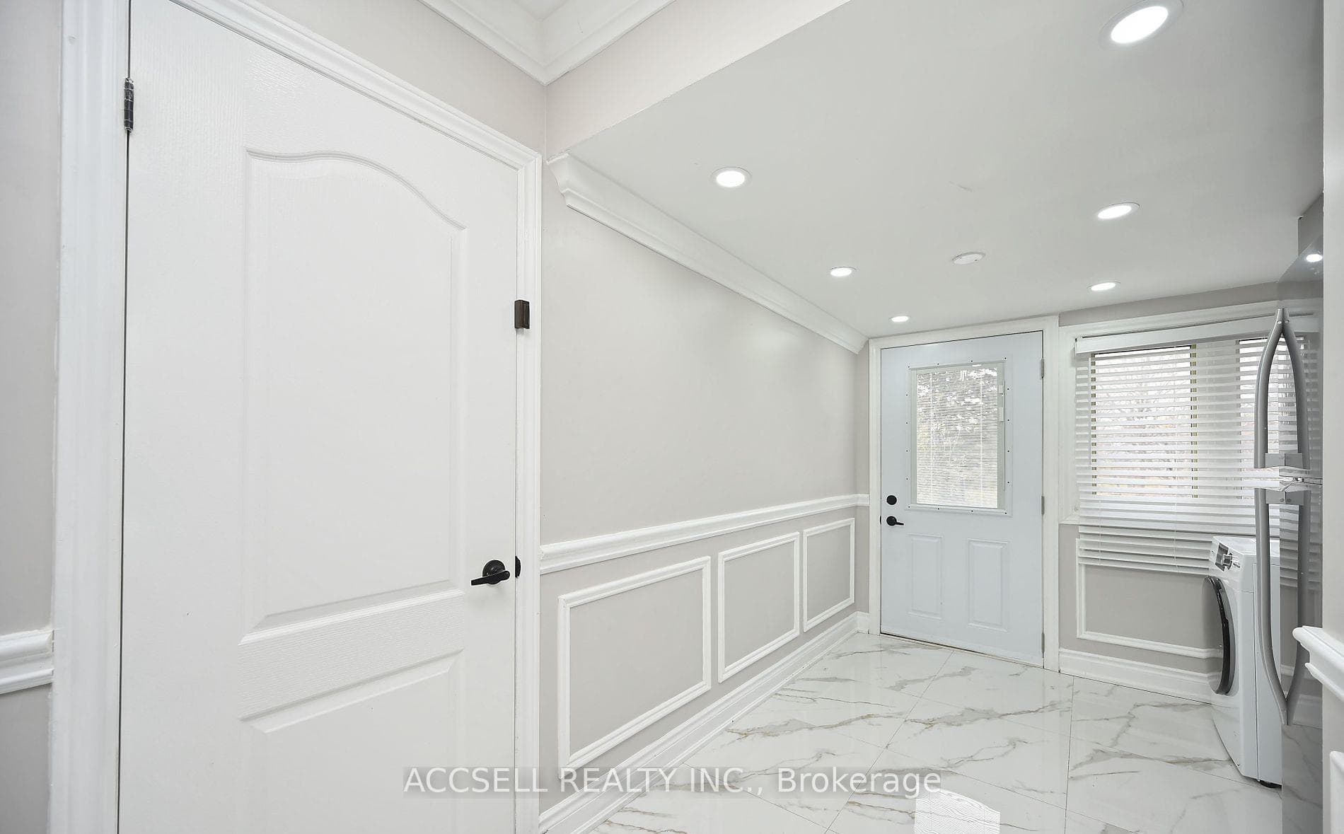 3544 Joan Drive Unit Upper photo 8