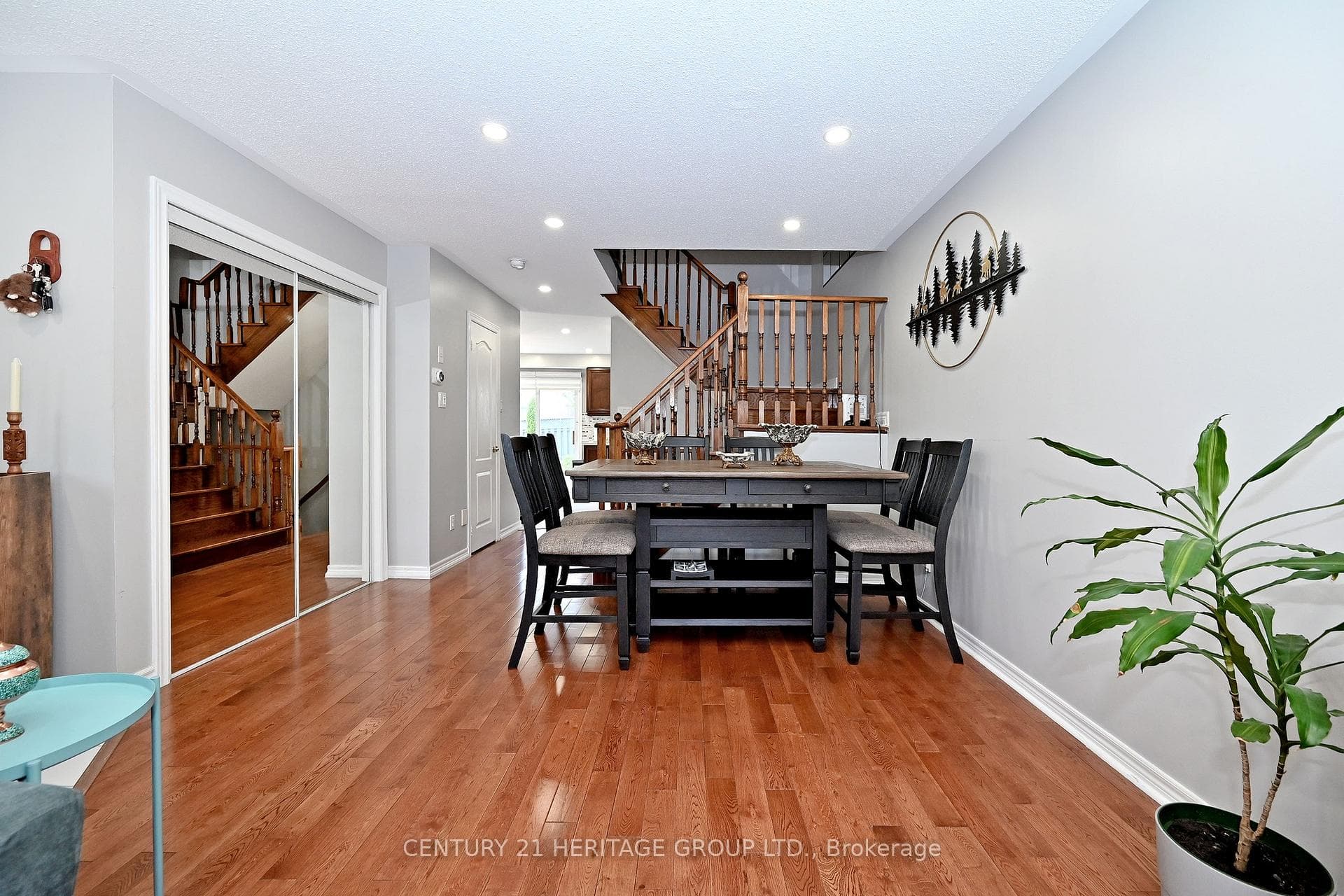 44 Equator Crescent photo 9