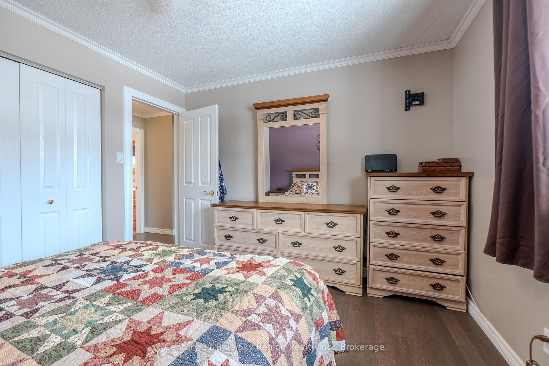195 MacBeth Crescent photo 21