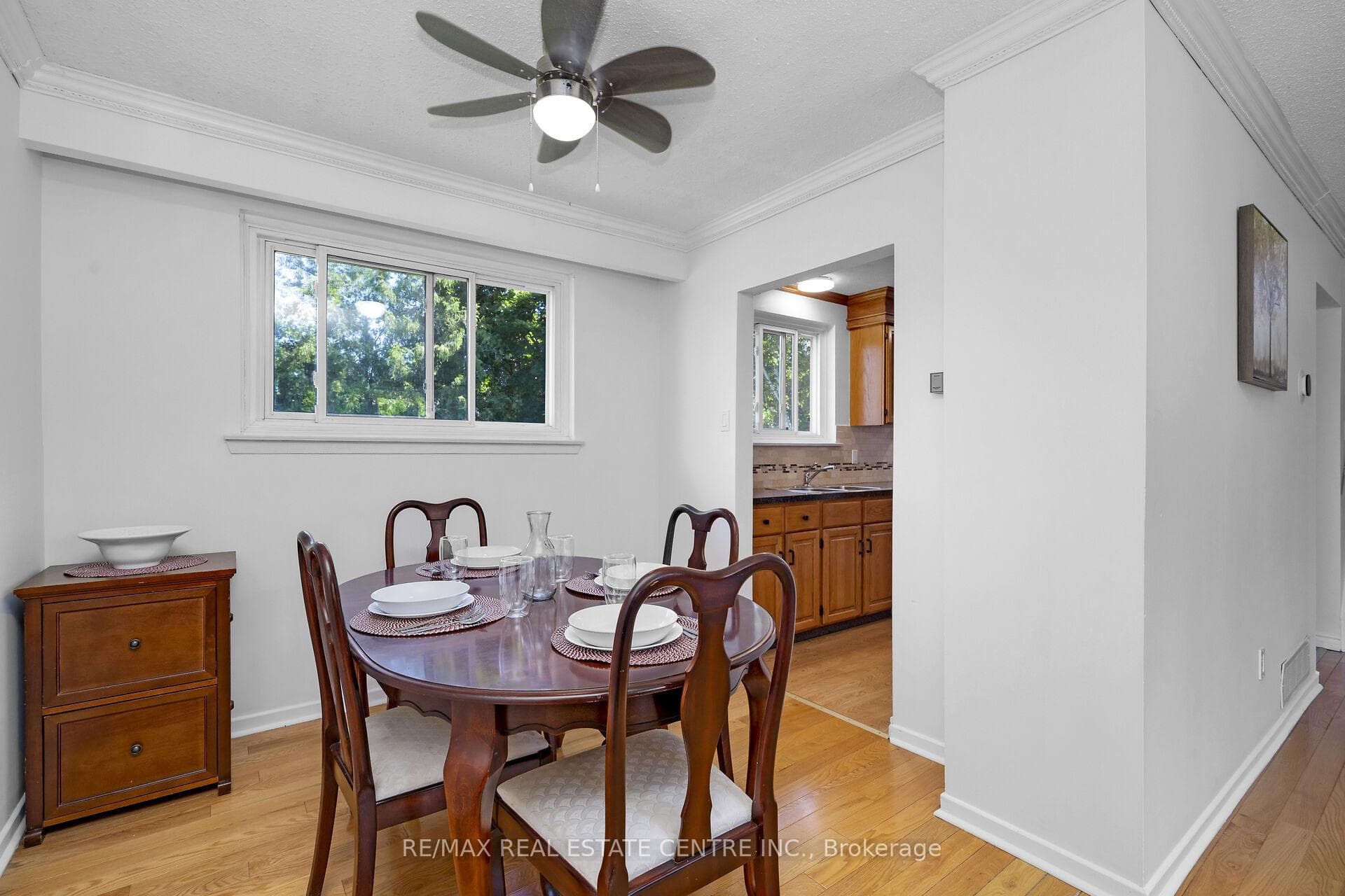 191 DELREX Boulevard photo 7