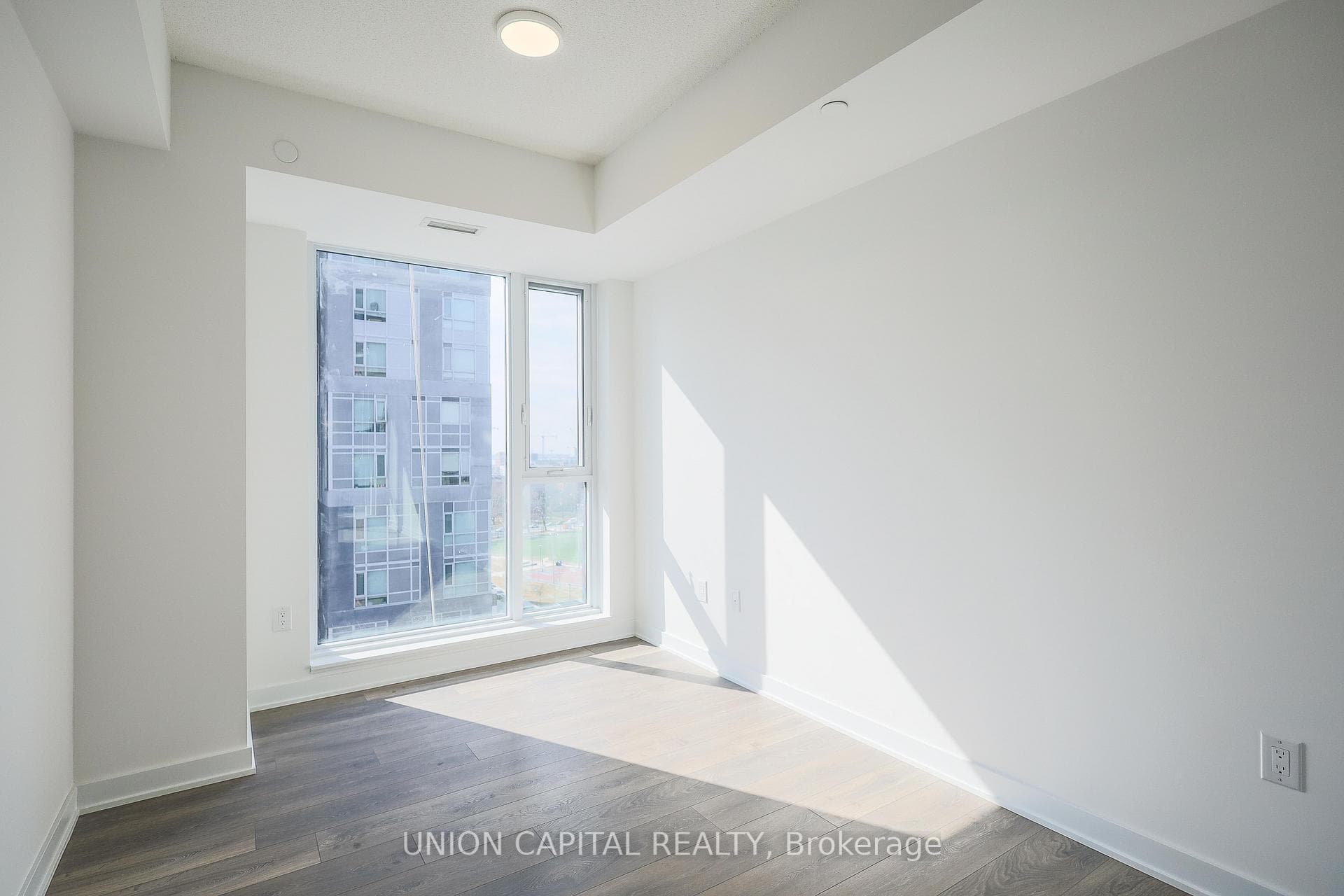130 RIVER Street Unit 1502 photo 22