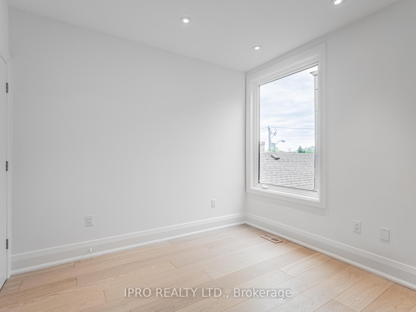 5 Hamstead Avenue photo 24