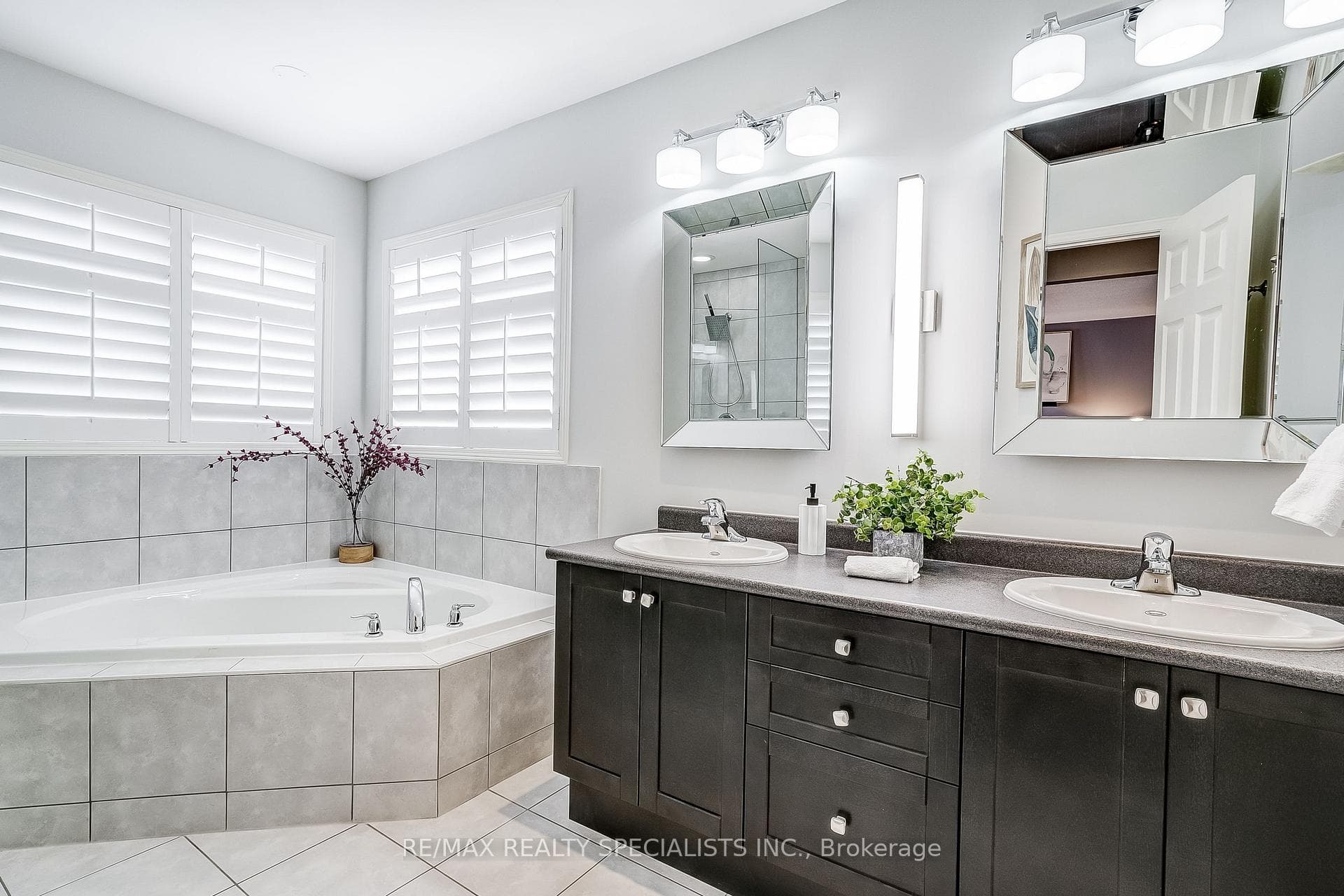 200 webb Street photo 26