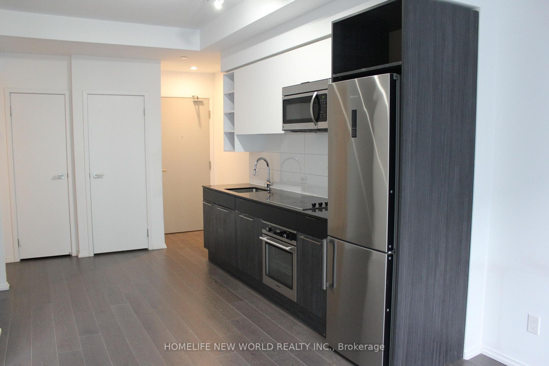 68 Shuter Street Unit PH06 photo 25
