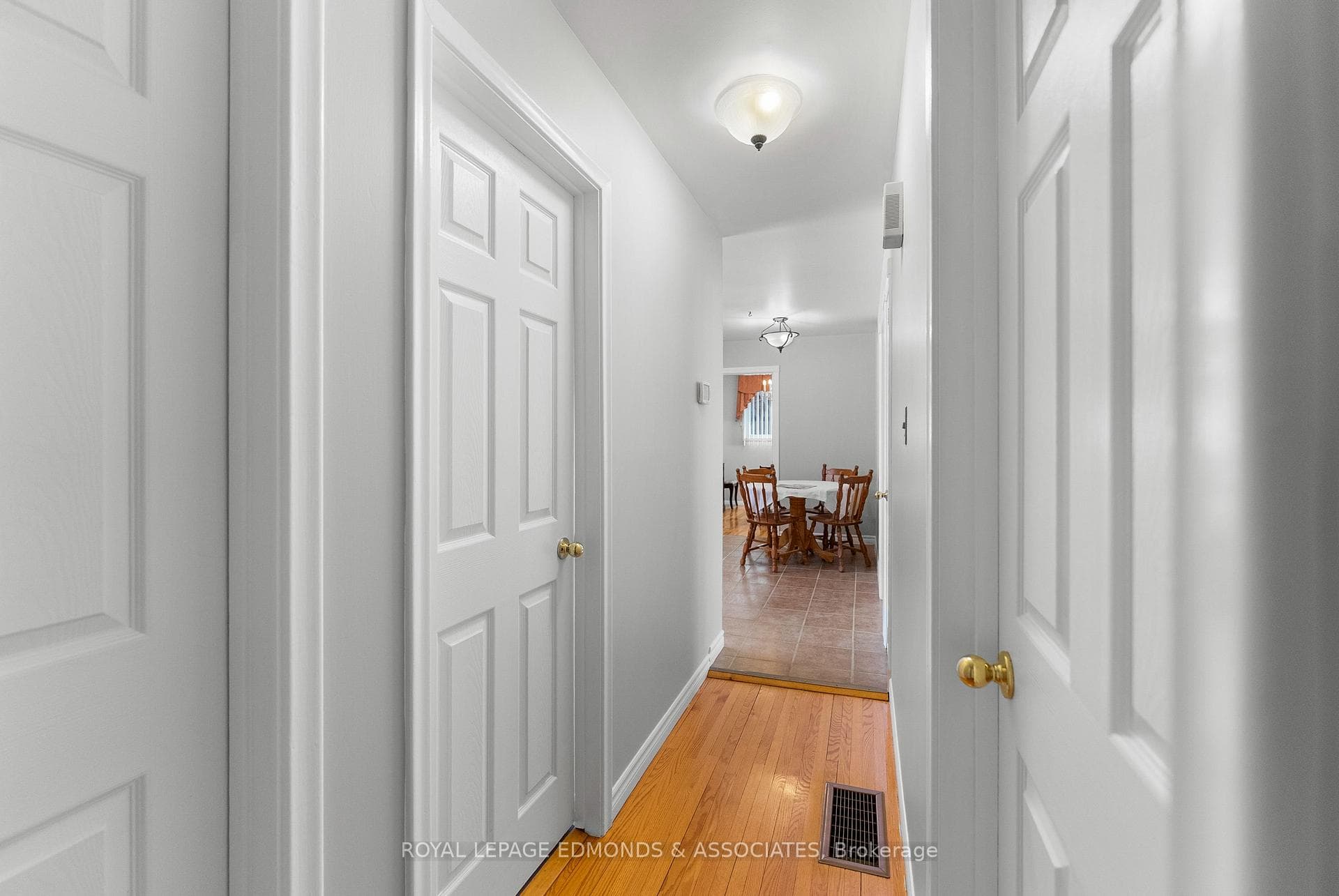 395 Chamberlain Street photo 21