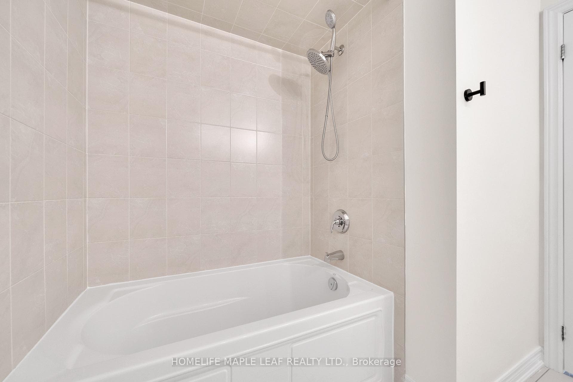 3079 Neyagawa Boulevard photo 30