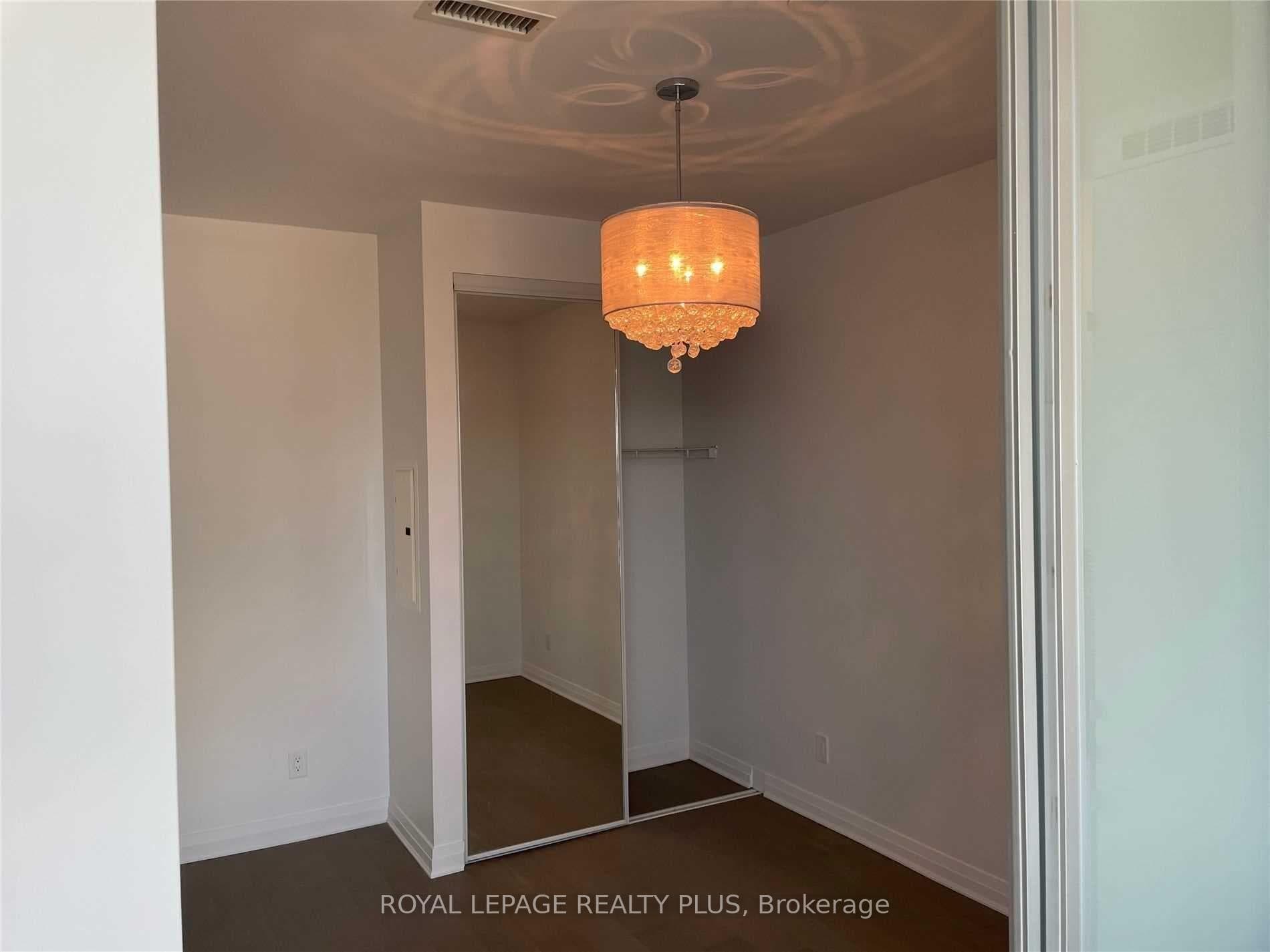 59 Annie Craig Drive Unit 2601 photo 14