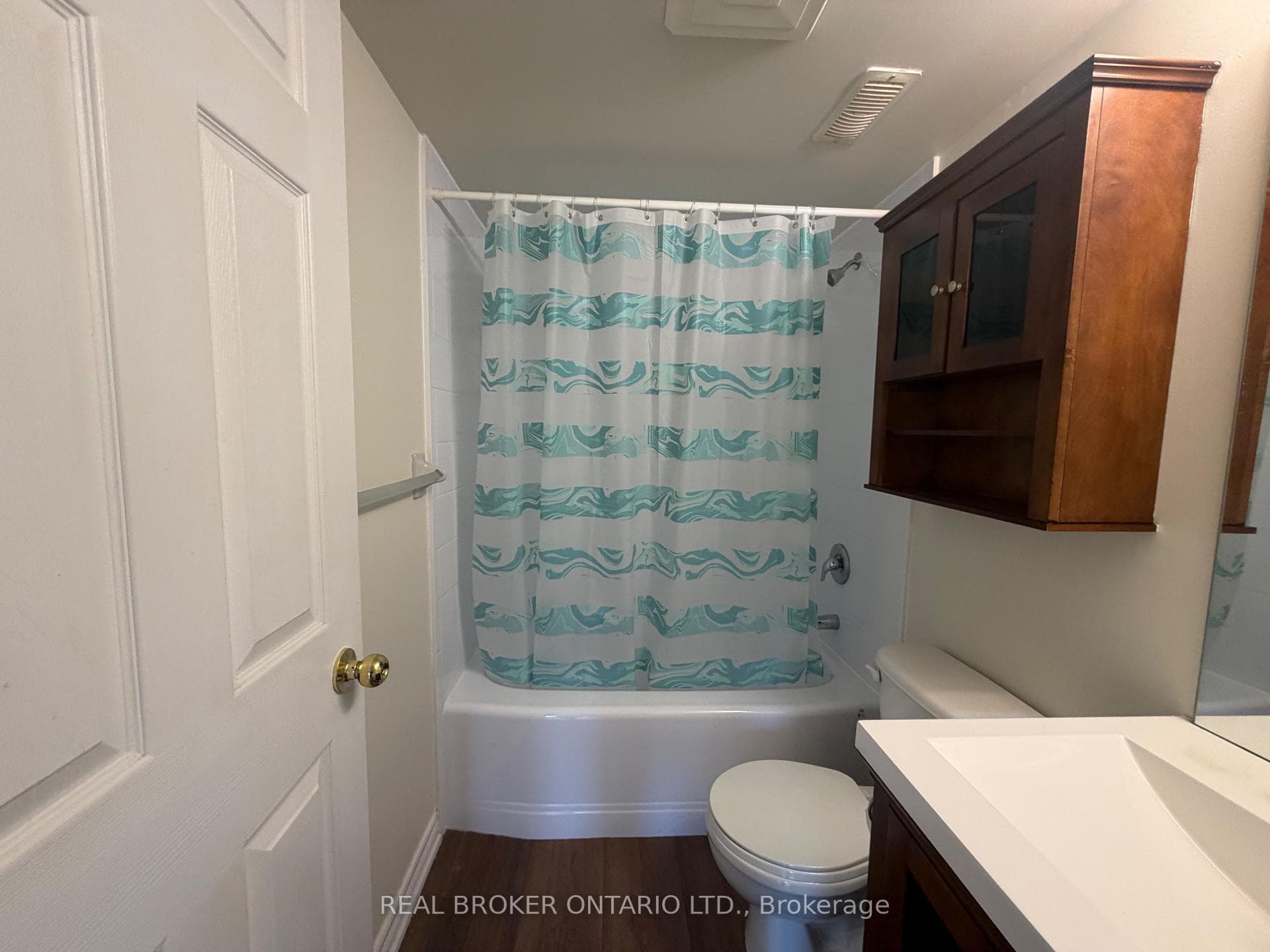 4140 Foxwood Drive Unit 108 photo 10