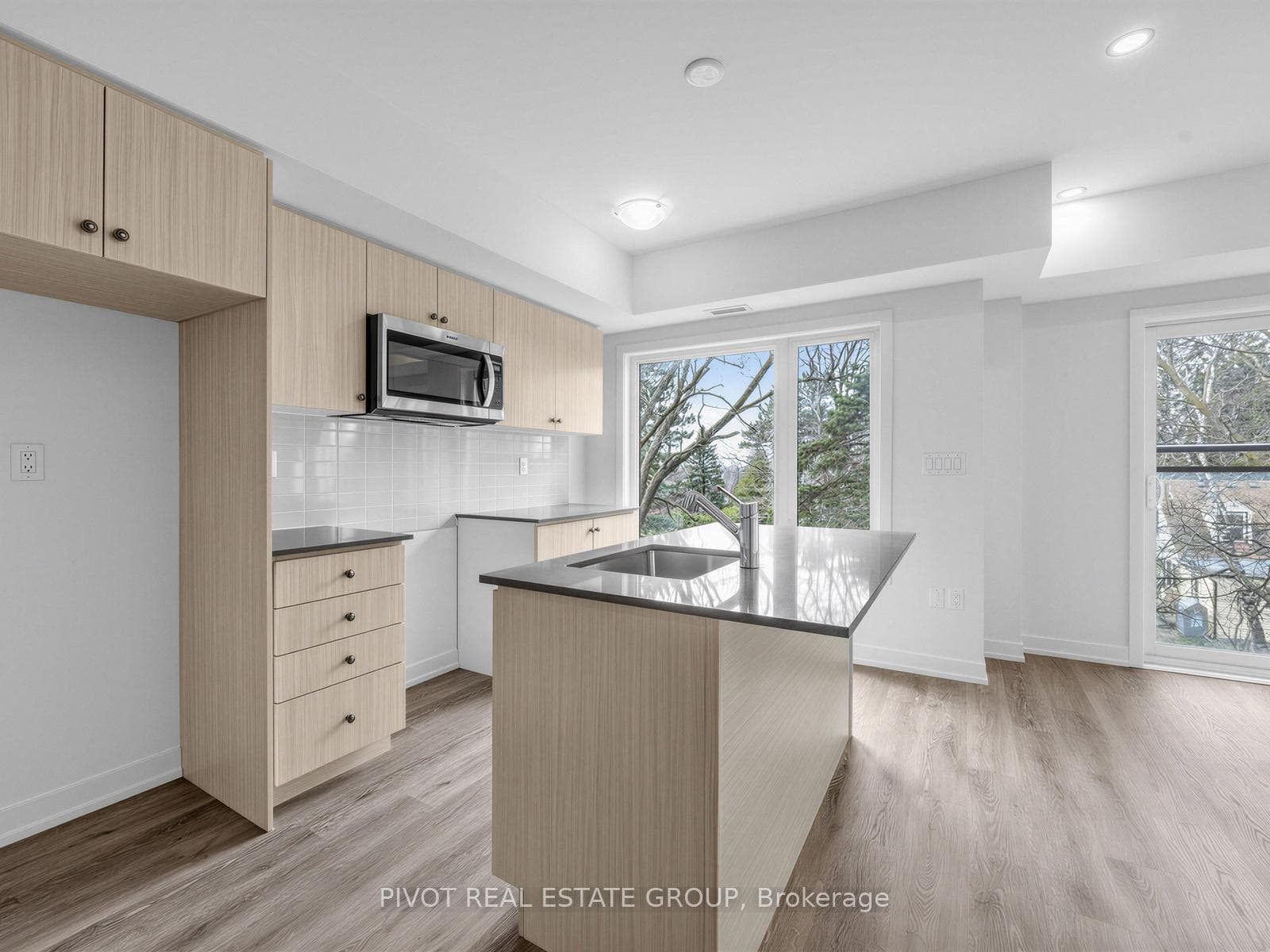 60 Elizabeth Street Unit 3407 photo 3