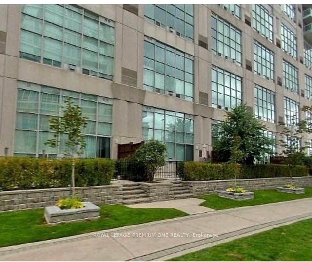 300 MANITOBA Street Unit 303 photo 1