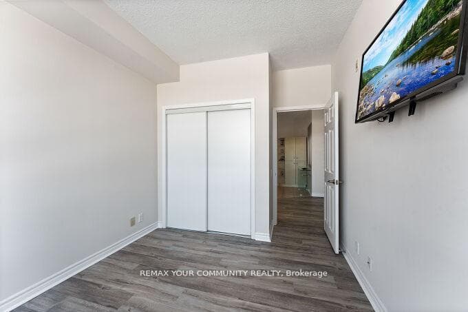 11121 Yonge Street Unit 519 photo 25