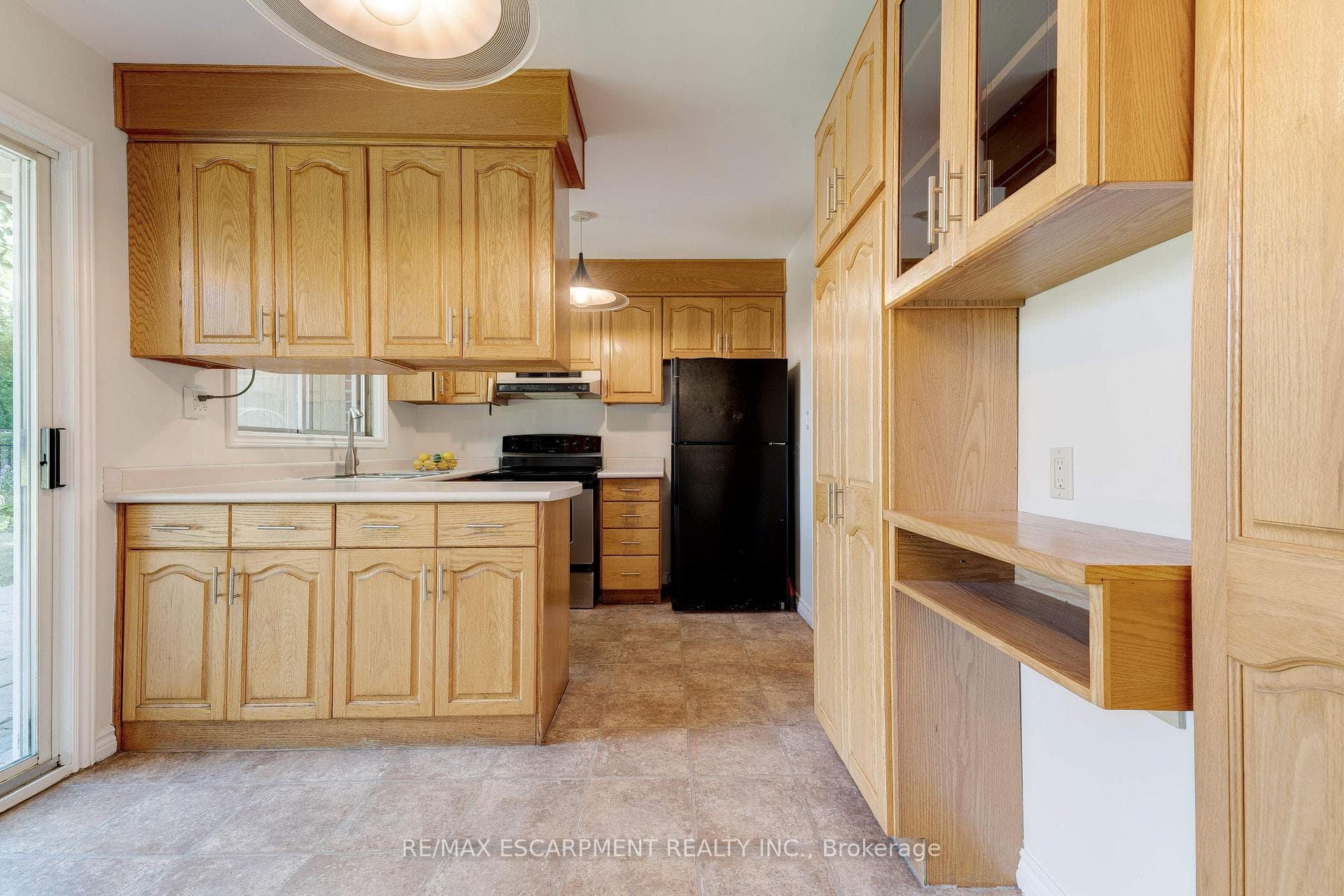 245 Walden Drive photo 14