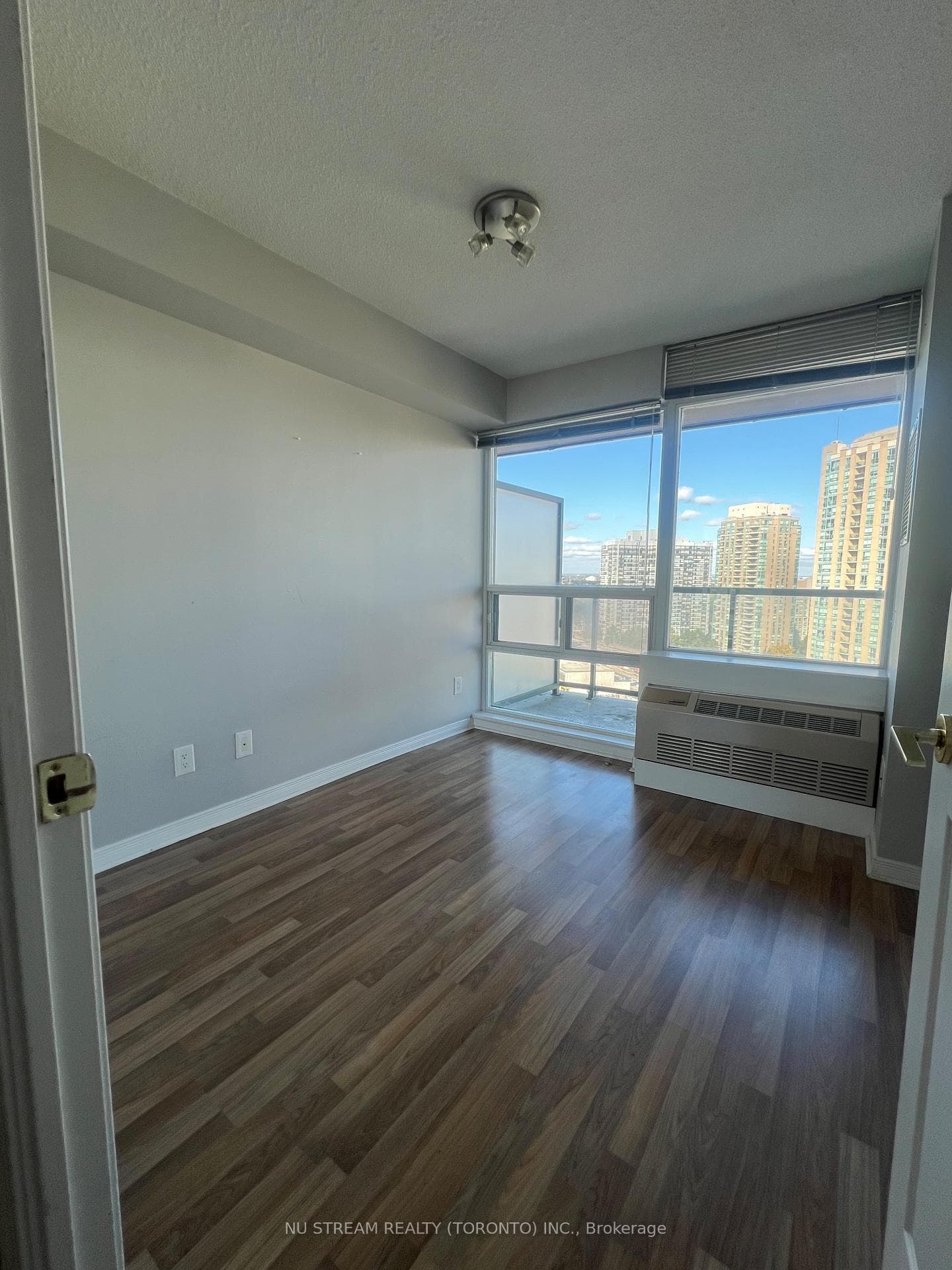5508 Yonge Street Unit 1809 photo 7