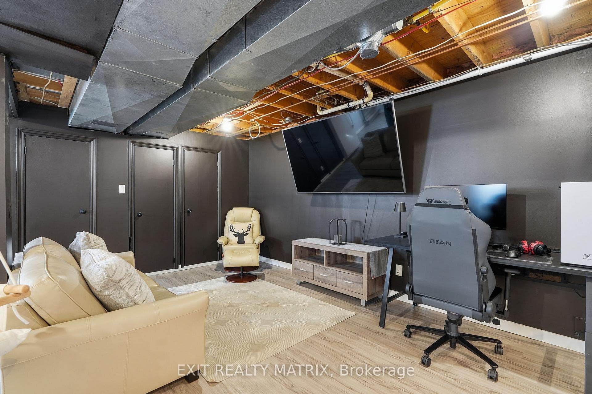 639 Boundary Road photo 20