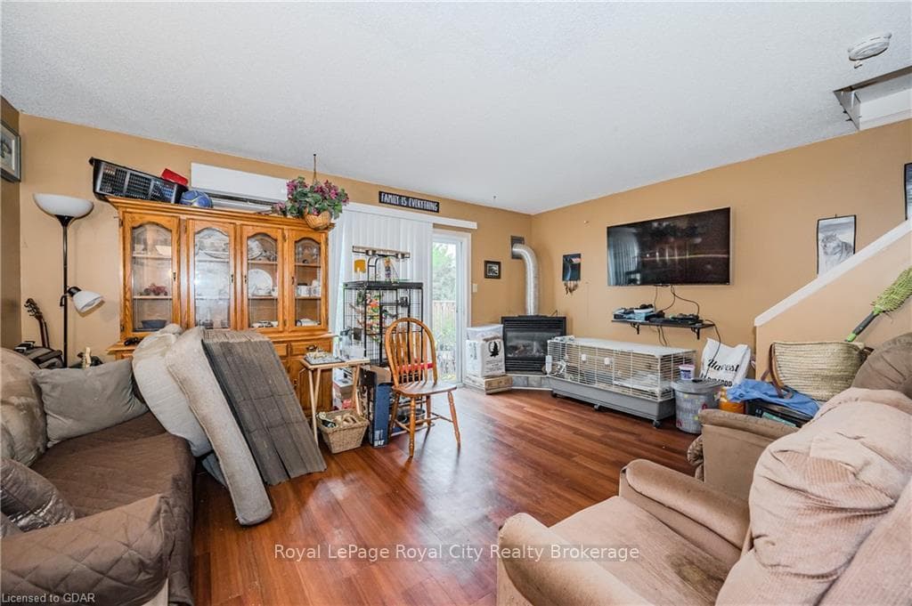 90 FERMAN Drive Unit 14 photo 6