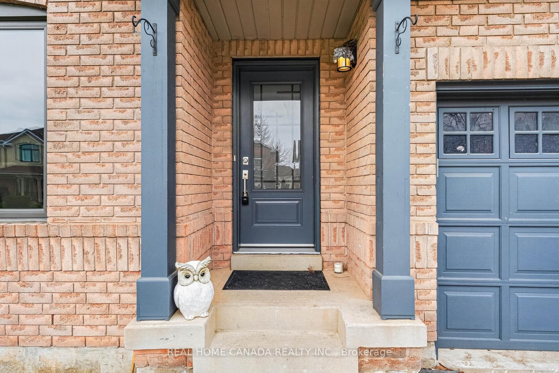 1026 Gordon Heights photo 4