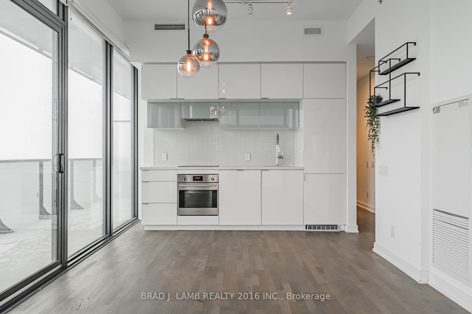 185 Roehampton Avenue Unit 3403 photo 9