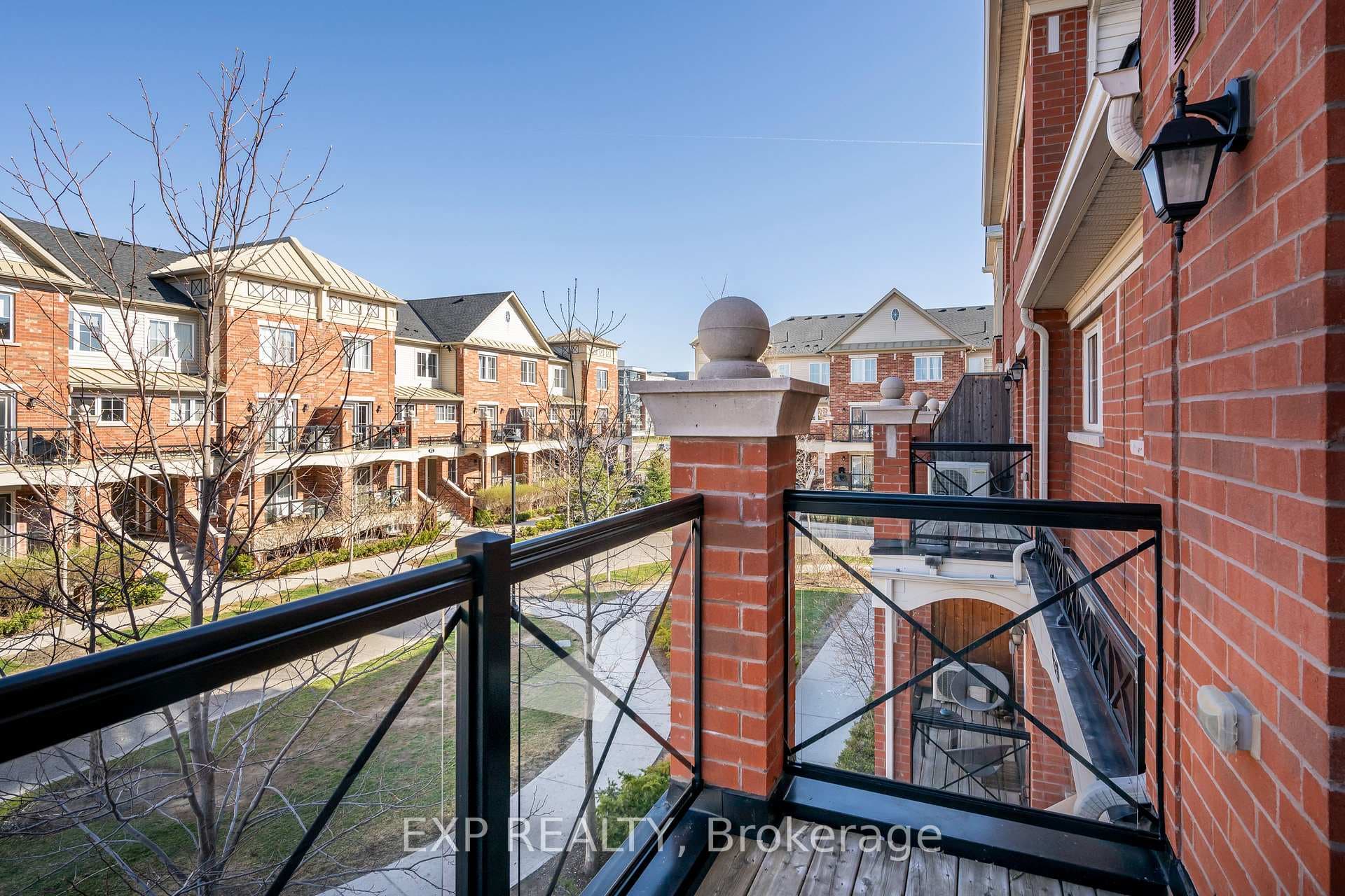 2488 Post Road Unit 8 photo 8
