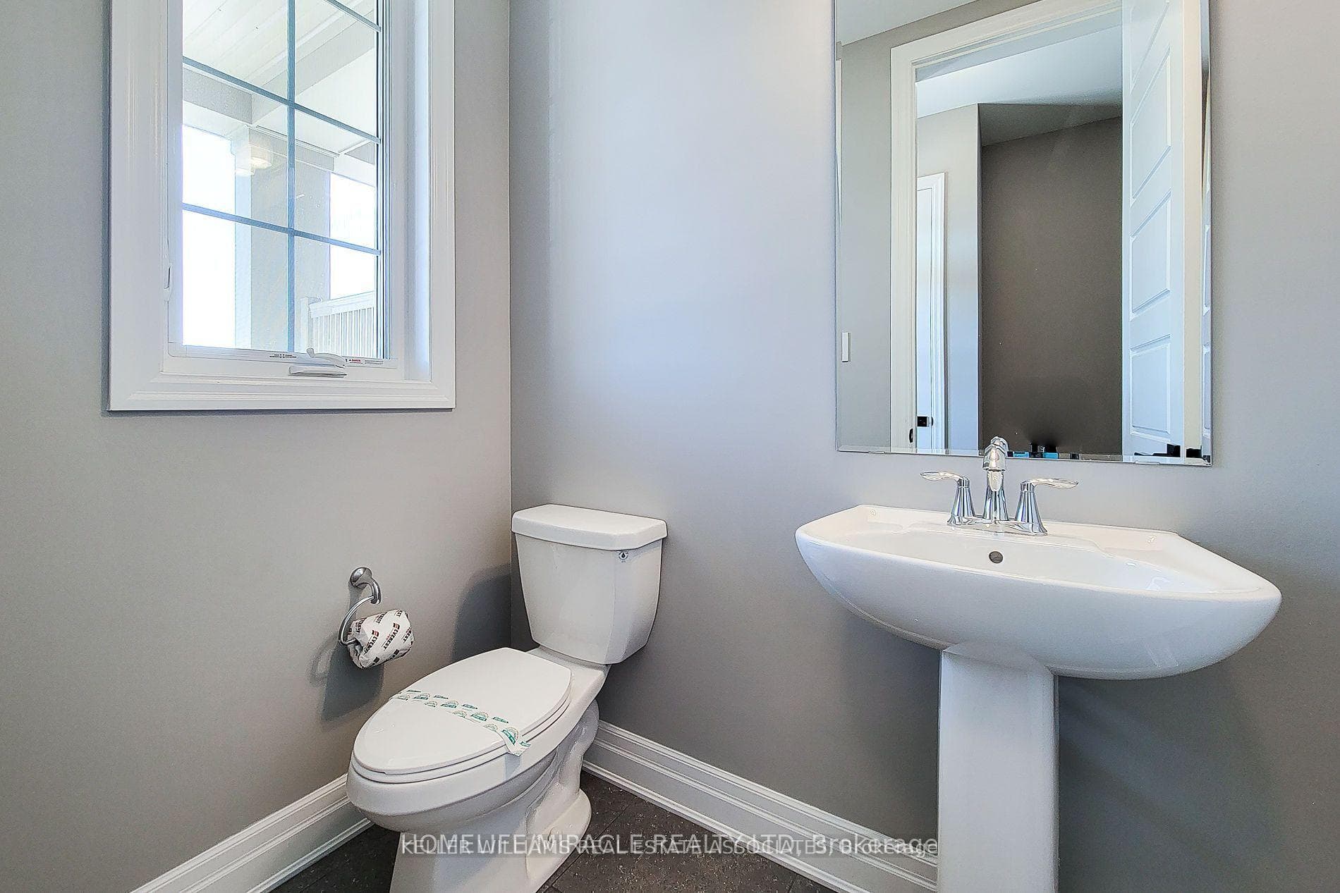 1187 Milland Drive photo 8