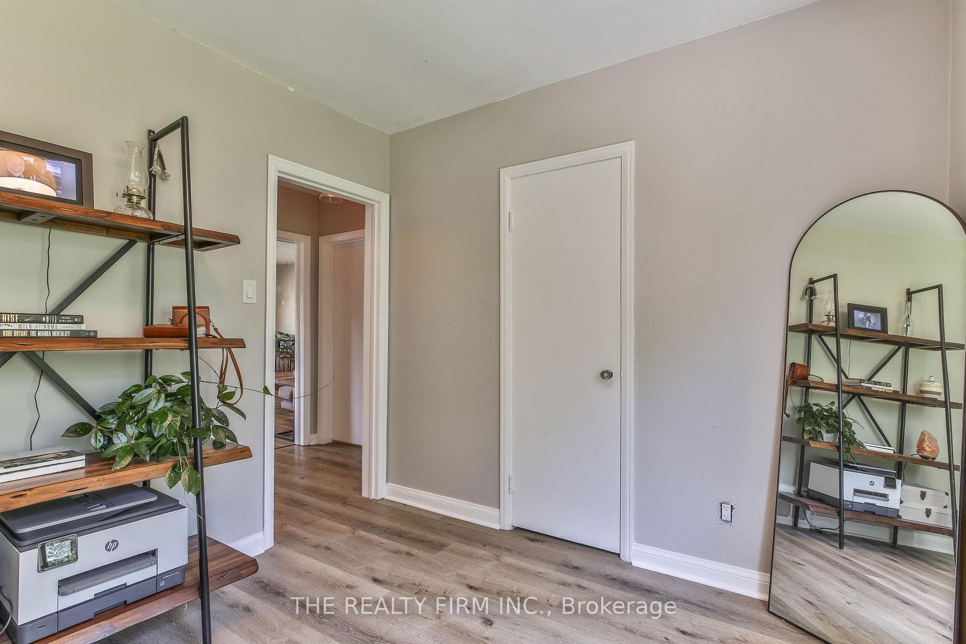 58 Lambeth Avenue photo 20