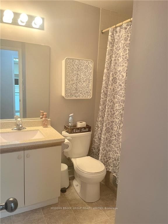 820 LAURIER Boulevard Unit 305 photo 10