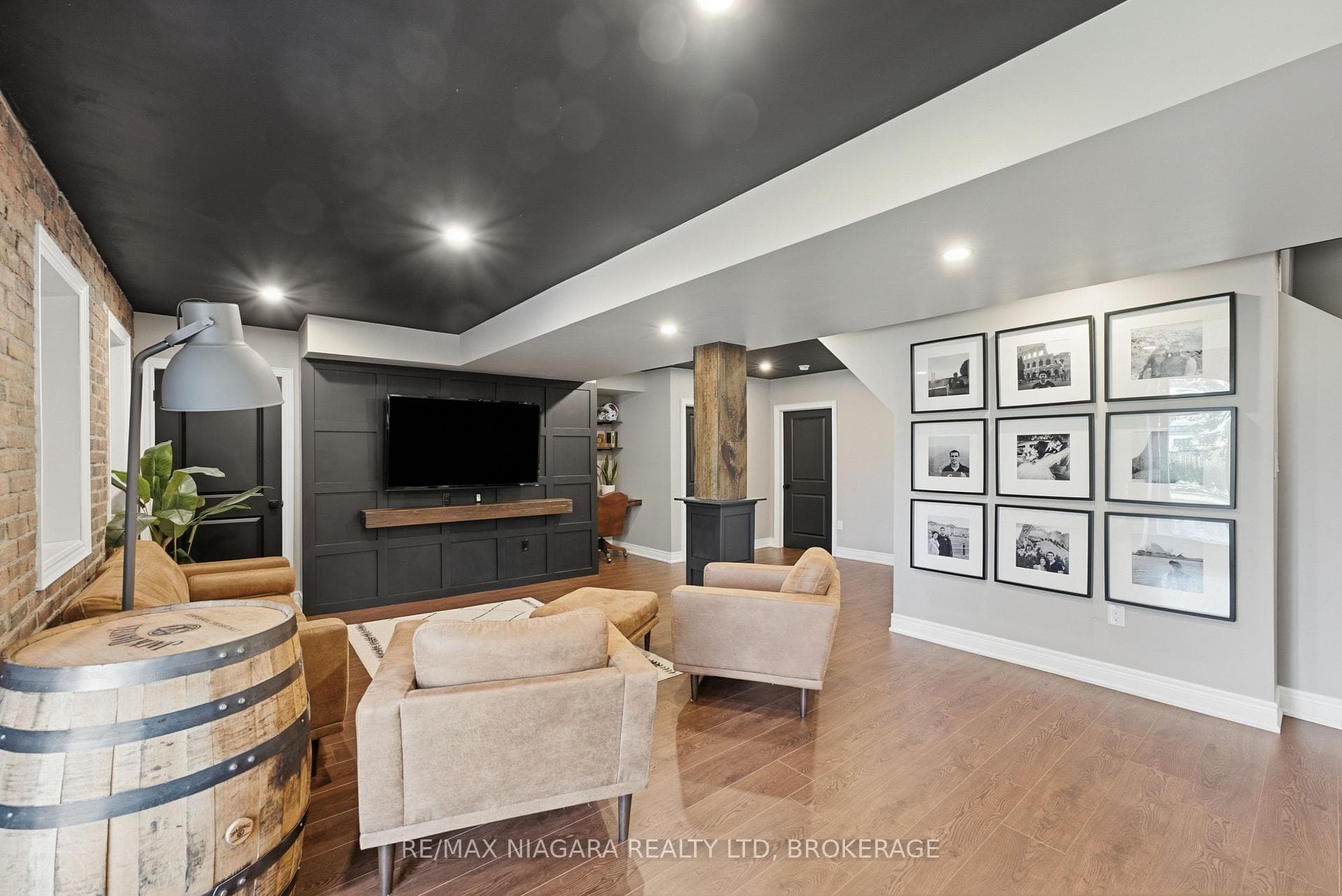 8571 Dogwood Crescent photo 31