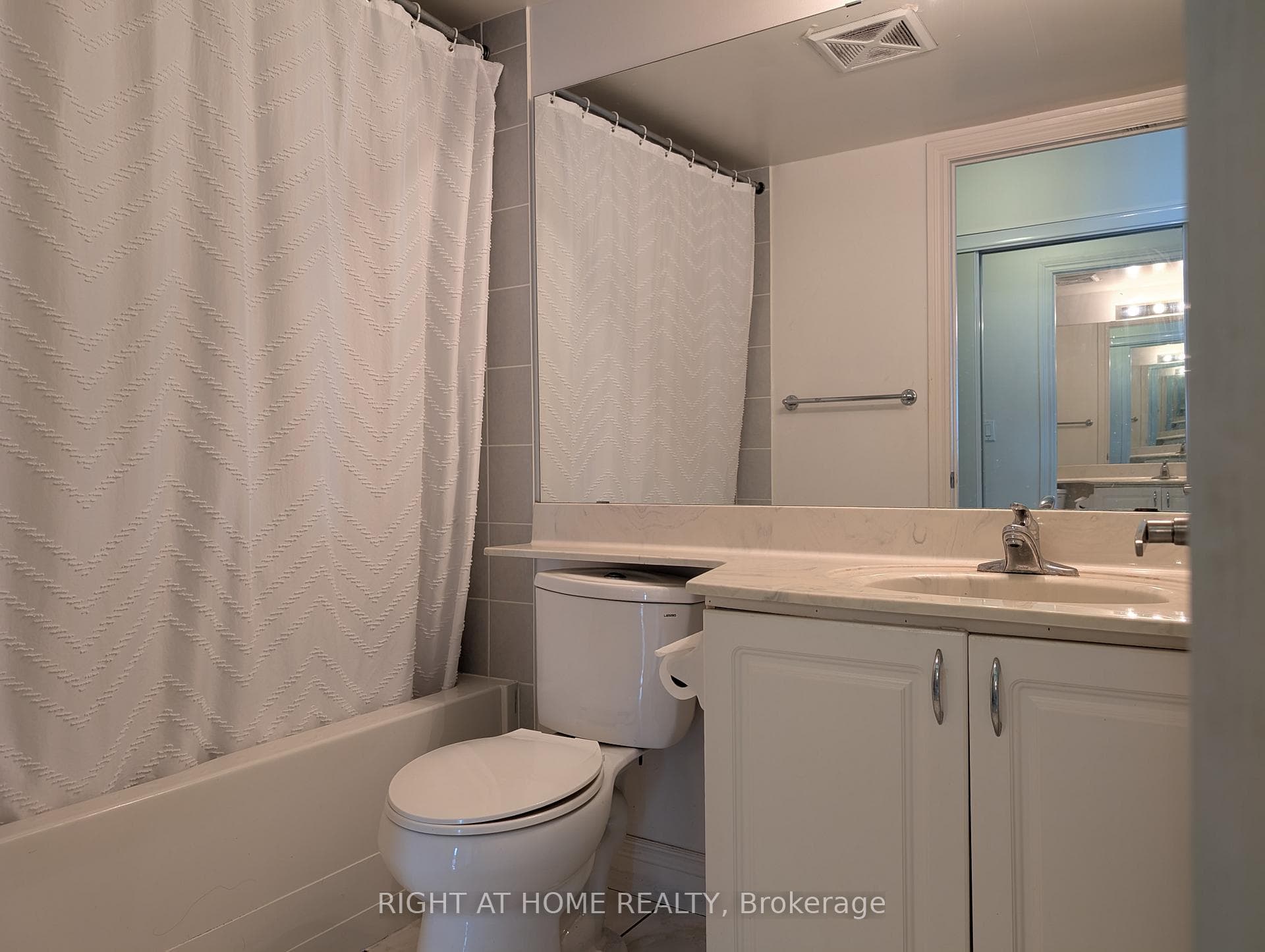 4 piece bath