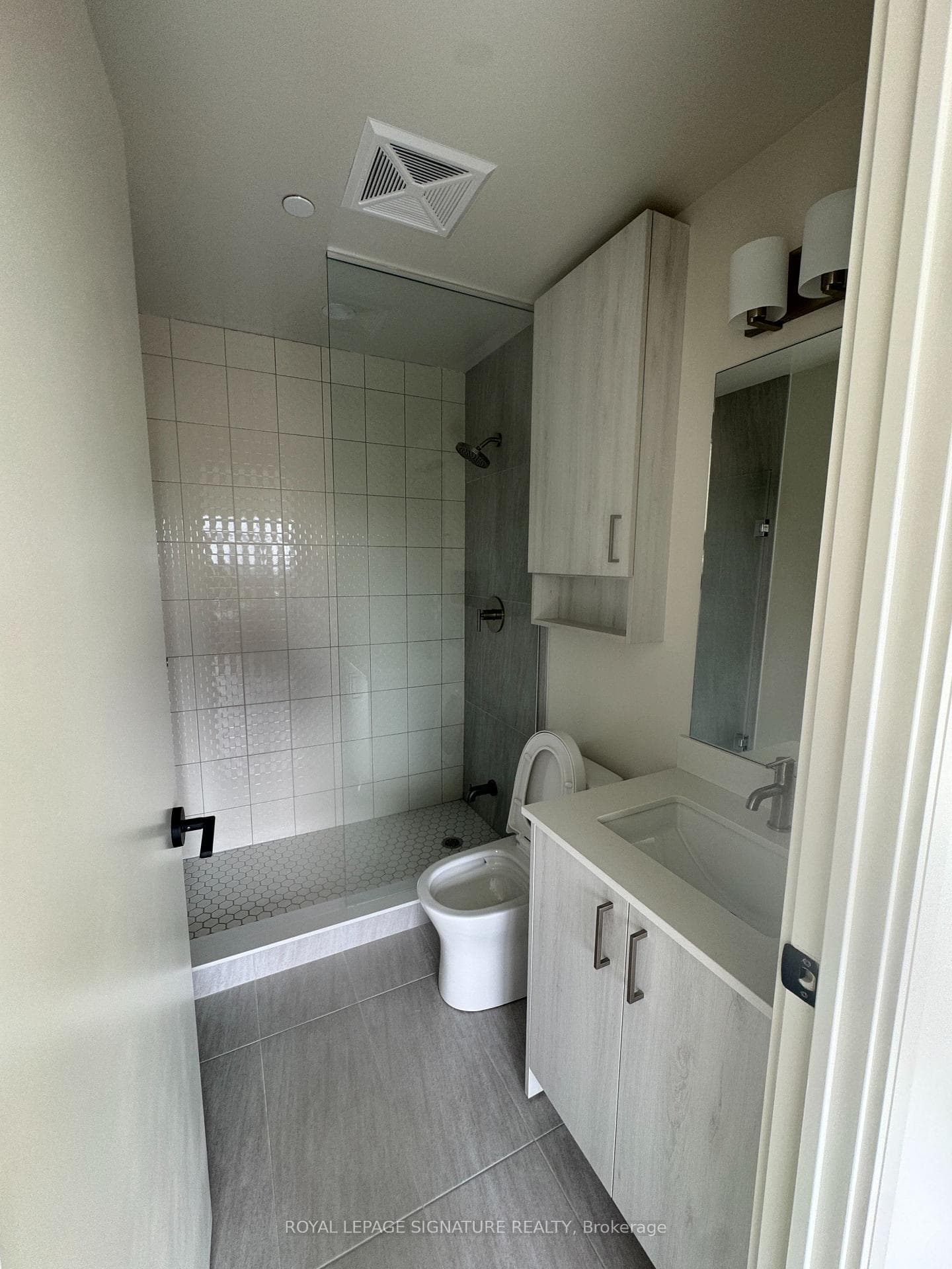 8010 Derry Road Unit 1007 photo 25