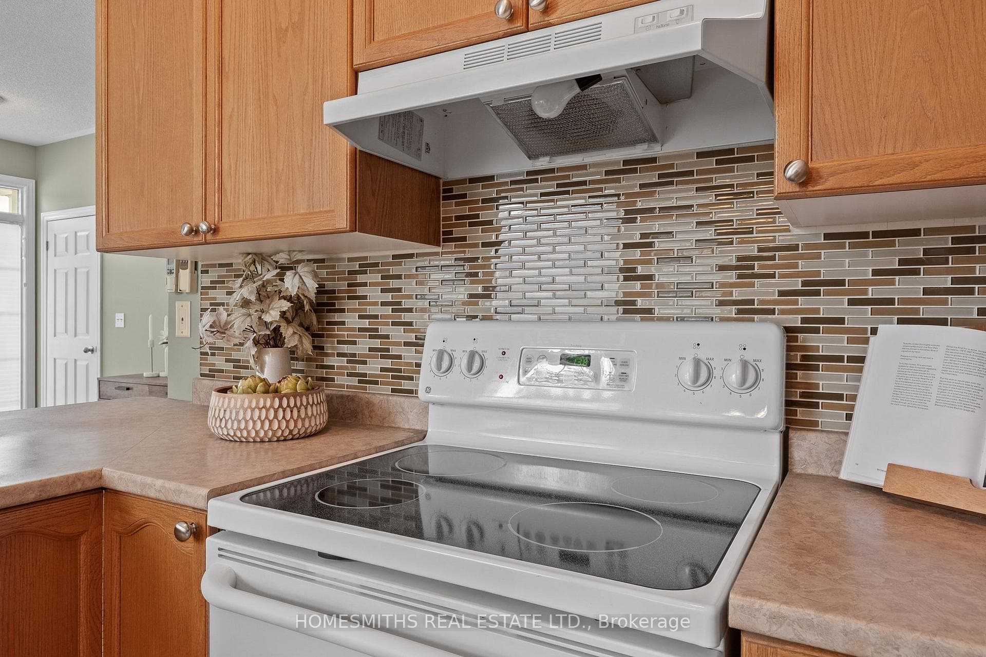 1055 Birchwood Trail Unit 803 photo 19