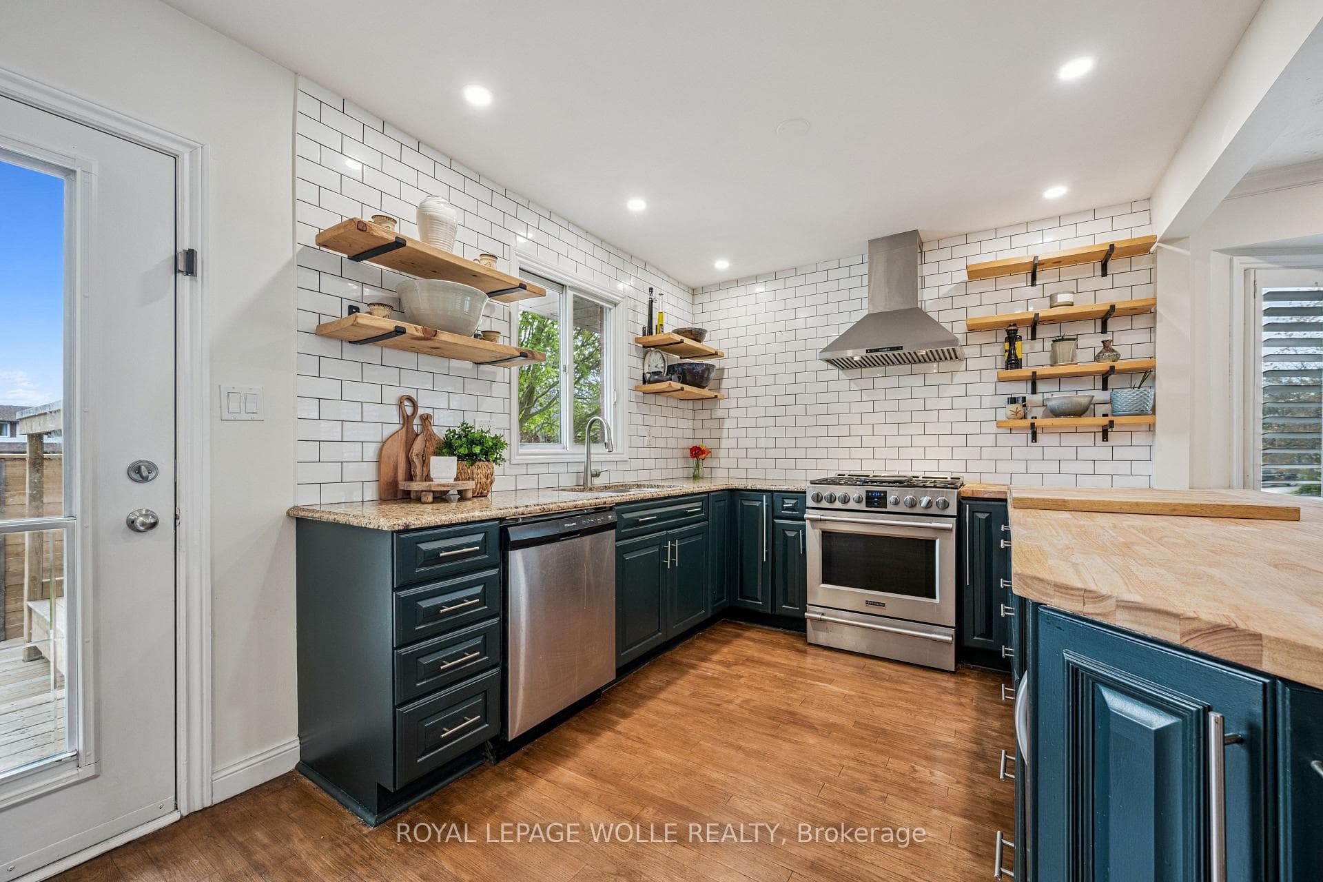 58 Bock Street photo 12
