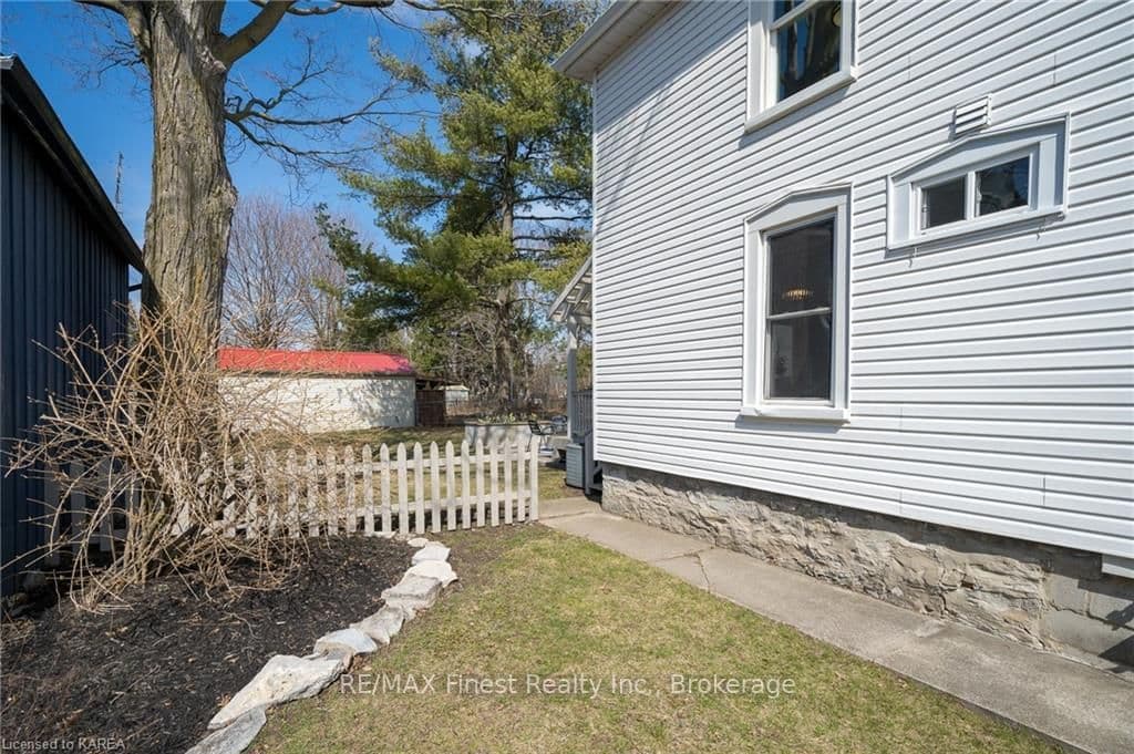 67 BAIDEN Street photo 39