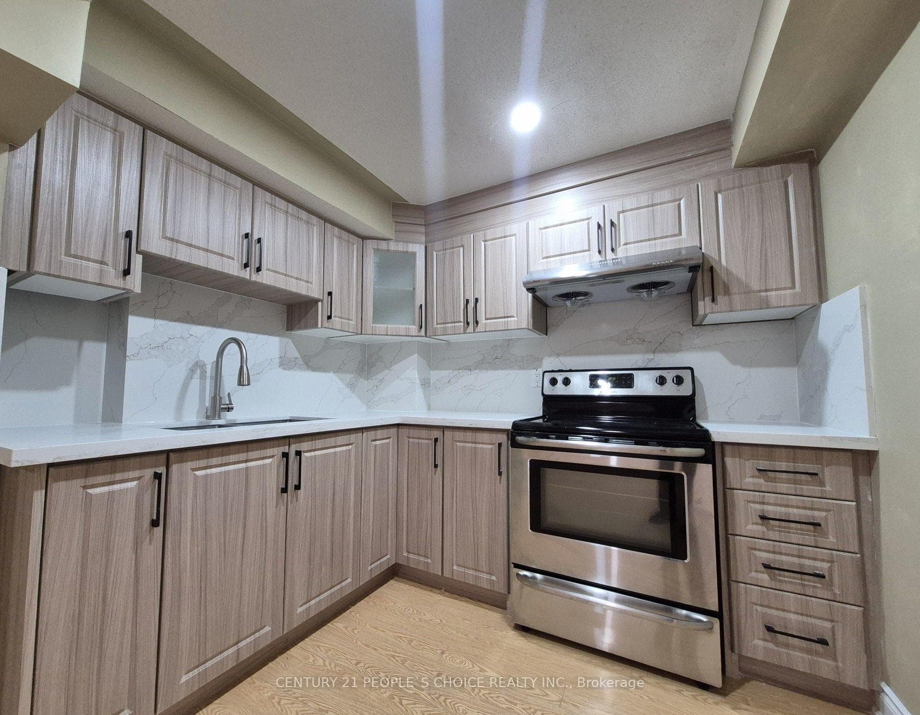 1292 Godwick Drive Unit (Lower) photo 16