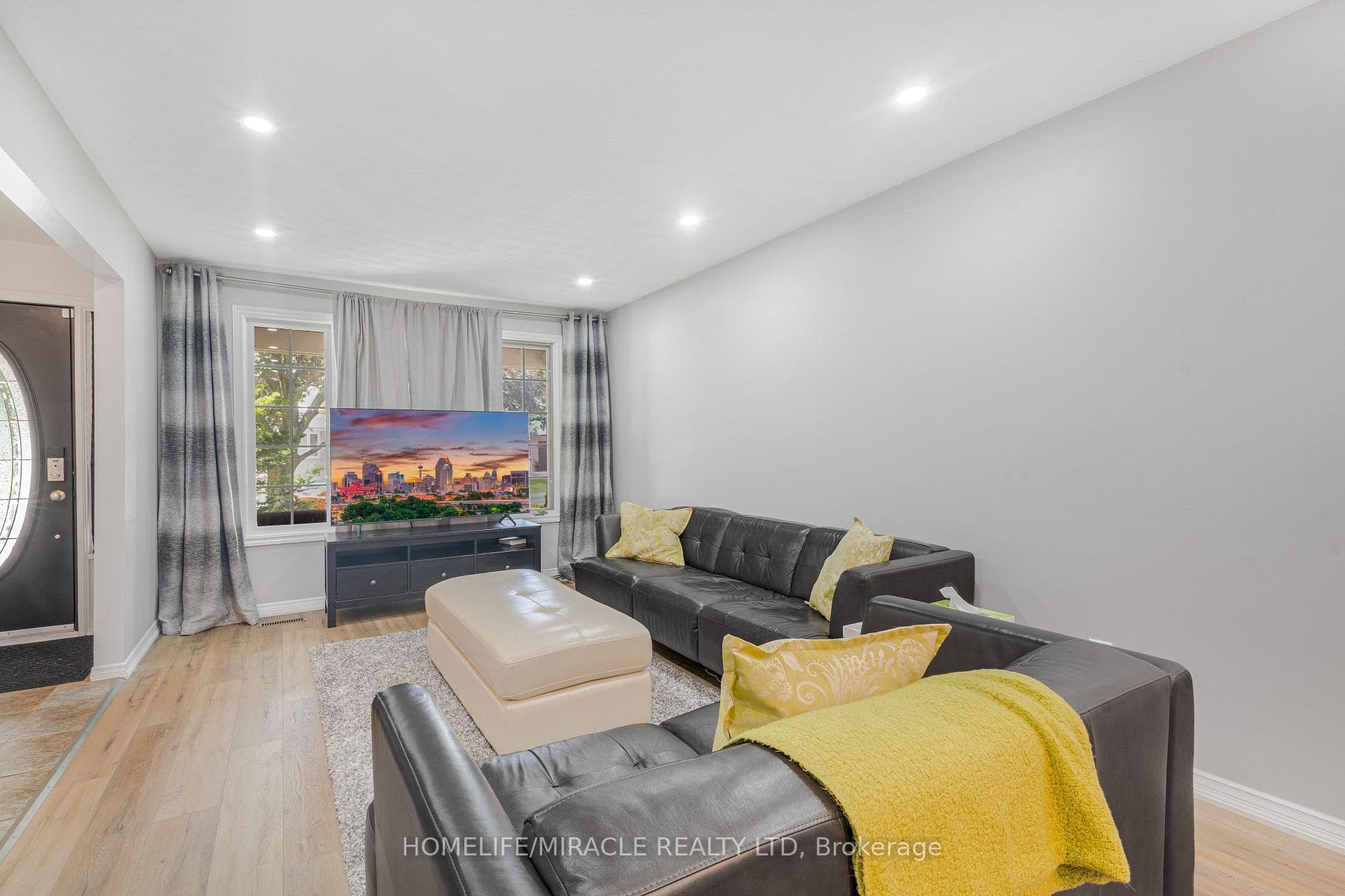23 Millpond Place photo 13