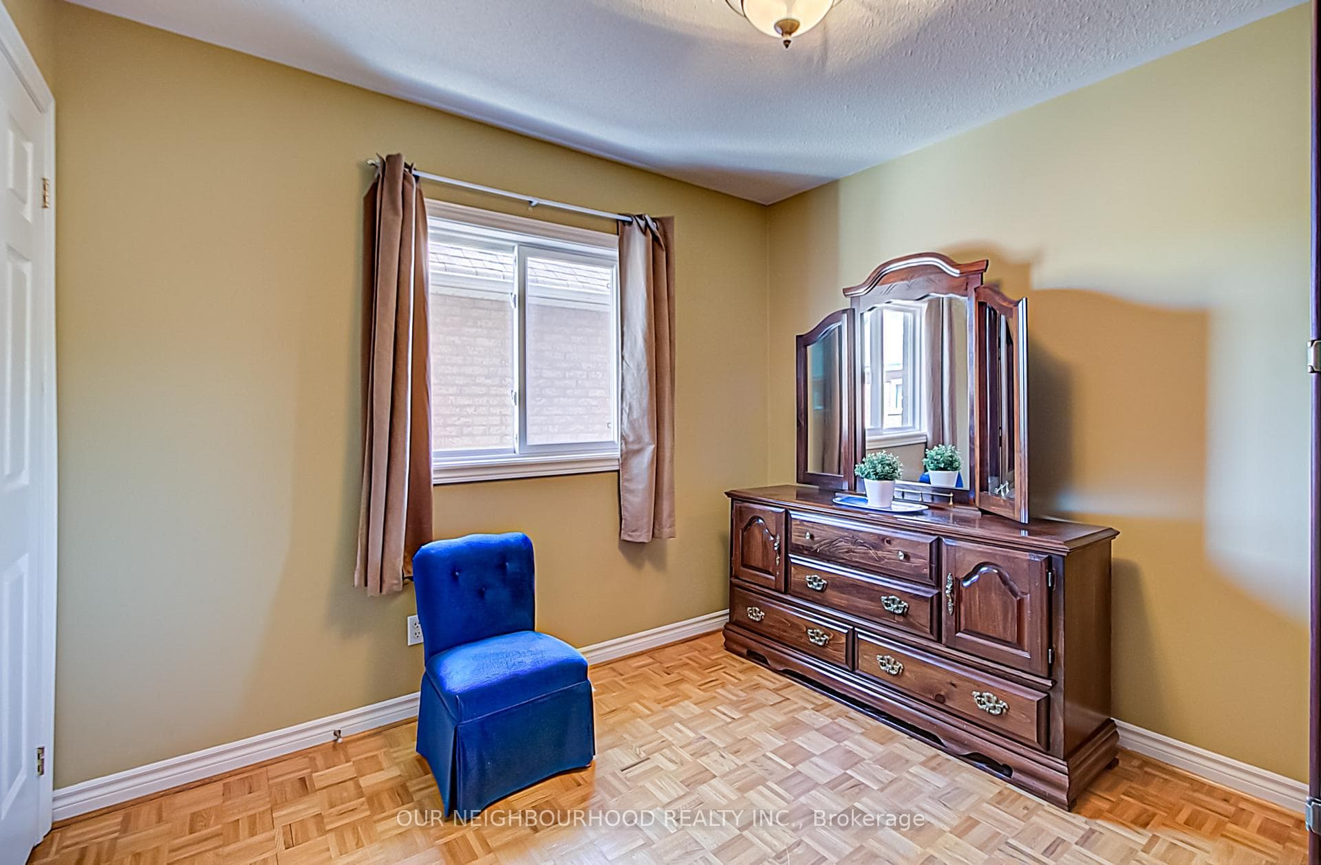 7 Wildberry Crescent photo 26