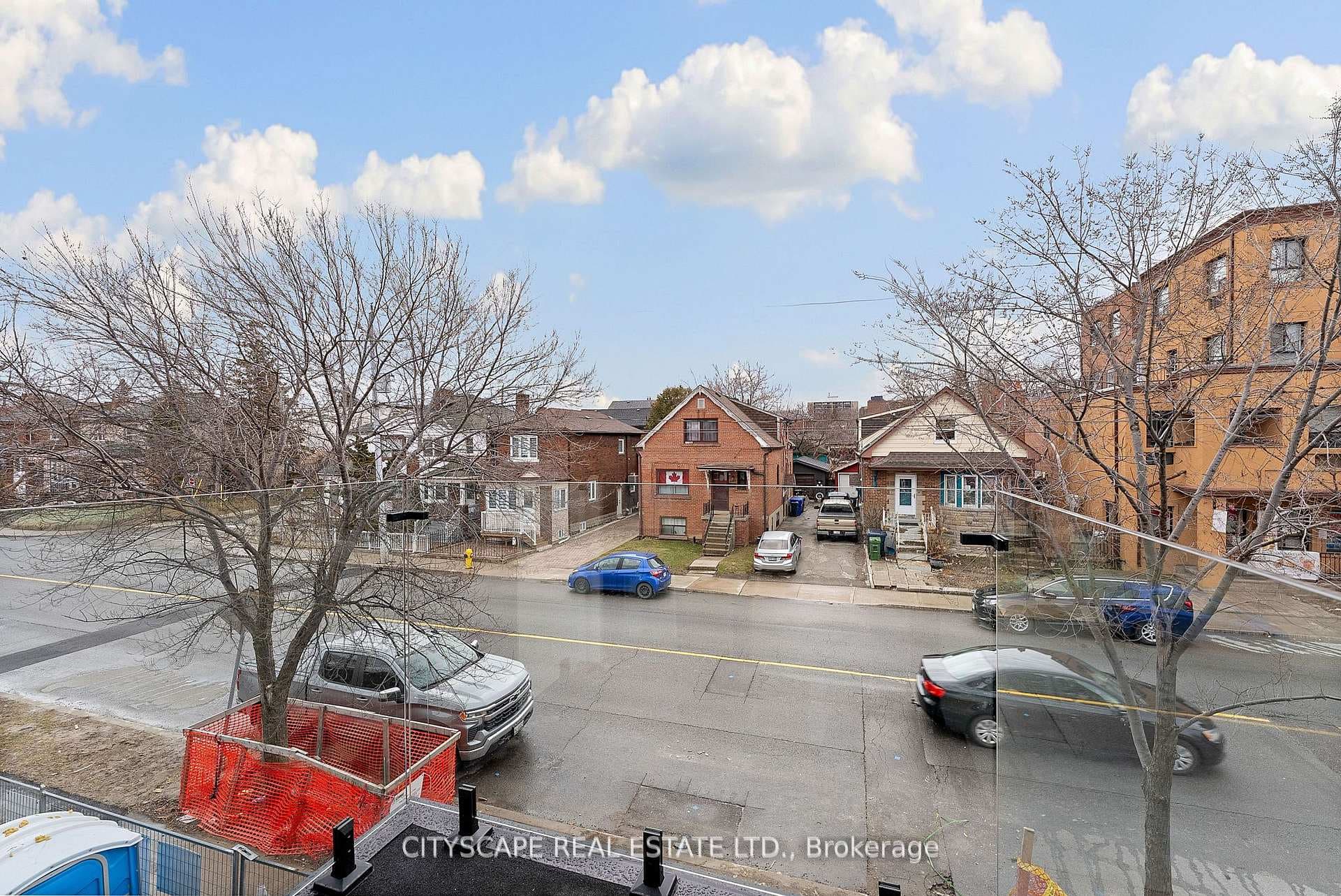 587 Oakwood Avenue Unit 3 (Upper) photo 16