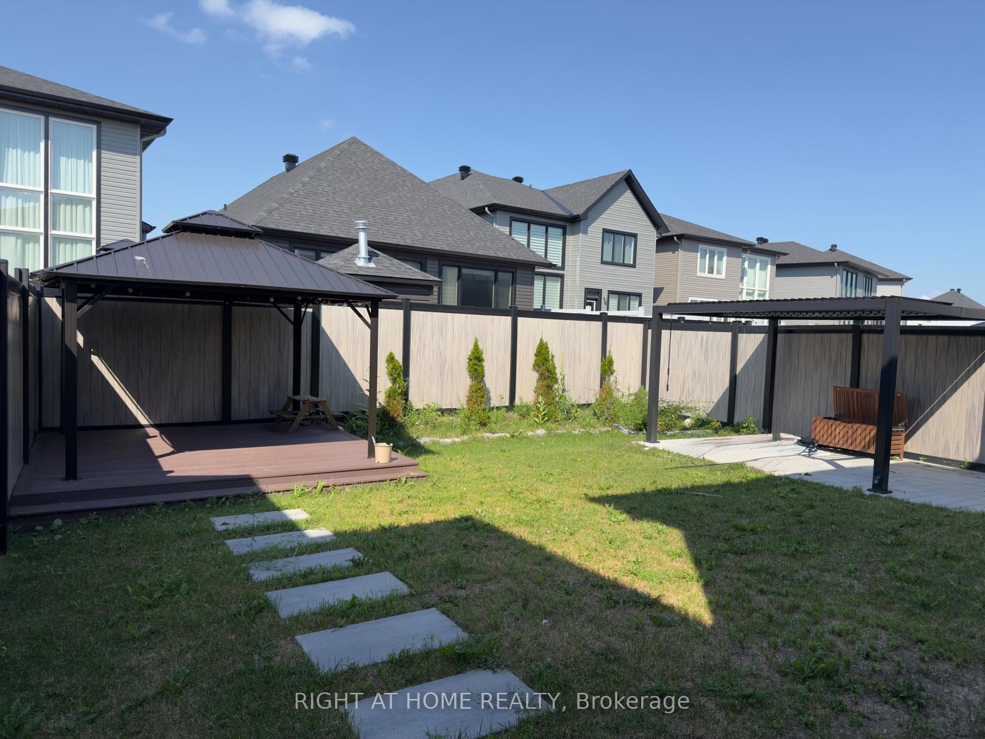 159 Boulonnais Grove photo 43