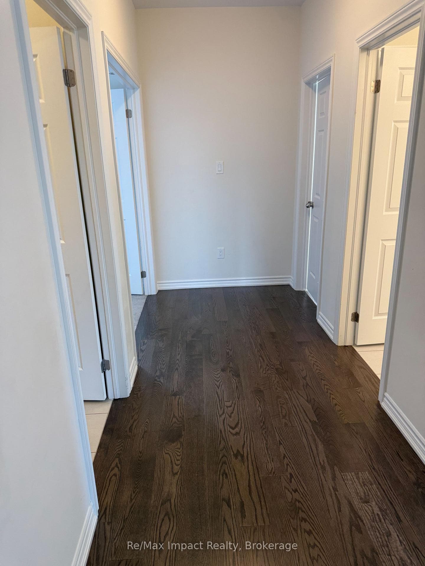 166 Auckland Drive photo 40