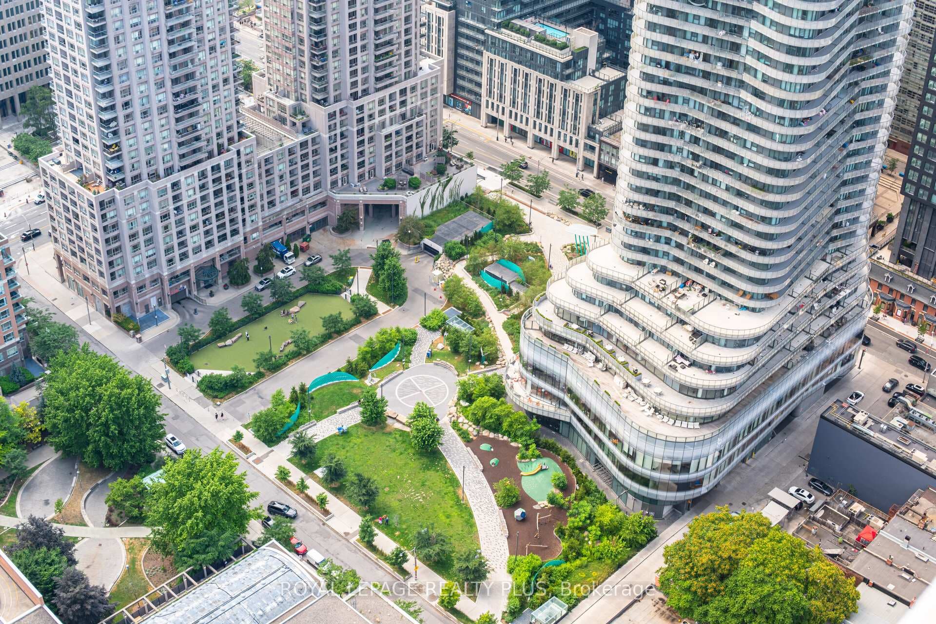501 Yonge Street Unit 4913 photo 26