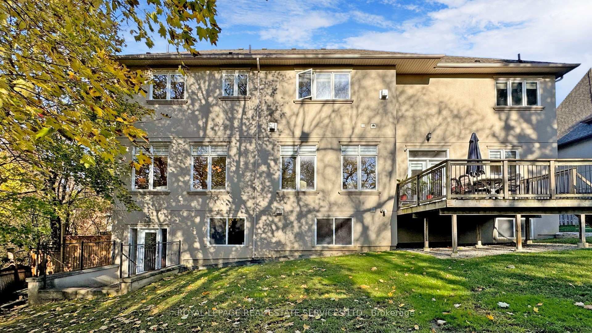2B Carluke Crescent photo 38