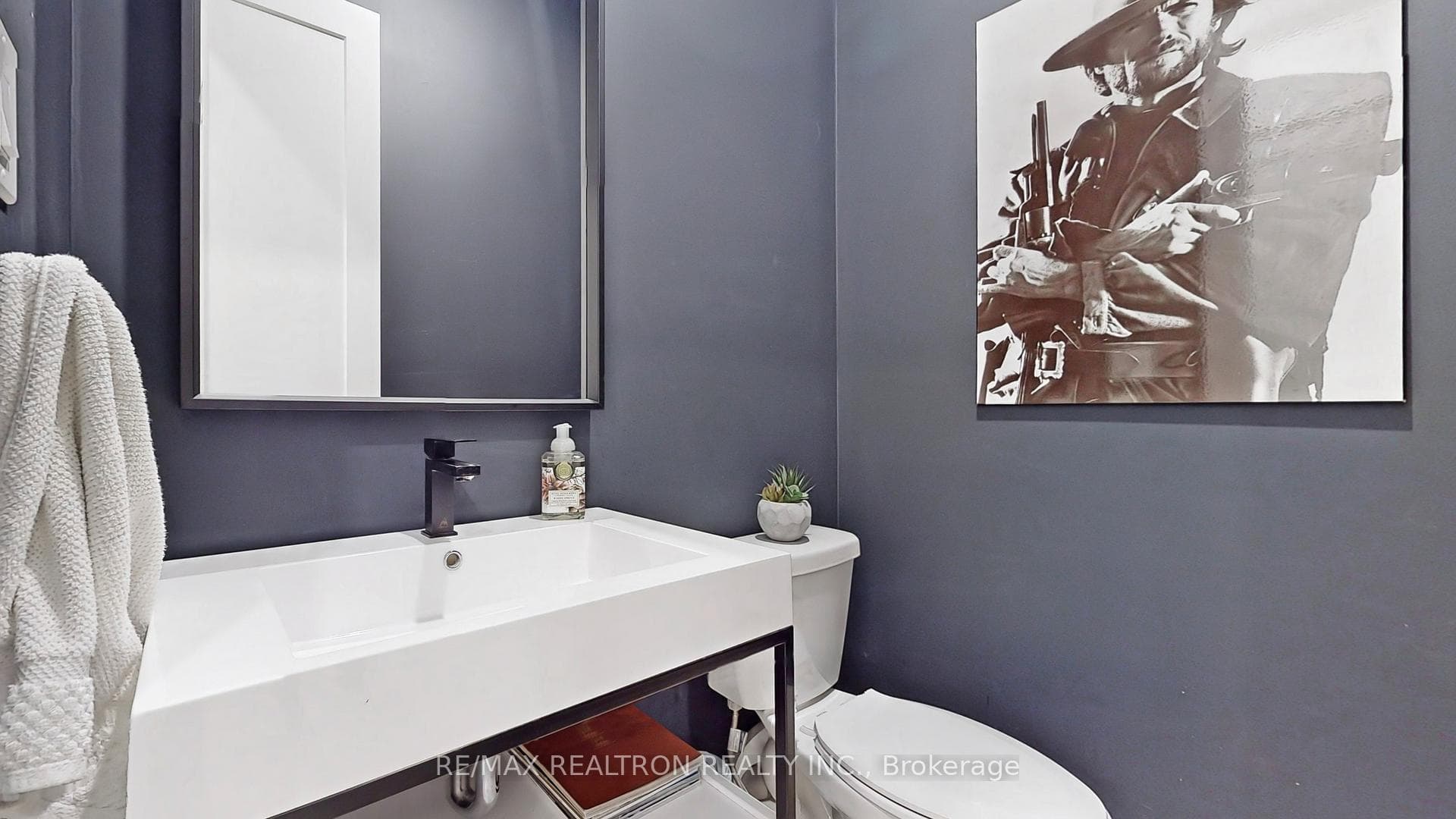 200 Rustic Road photo 15