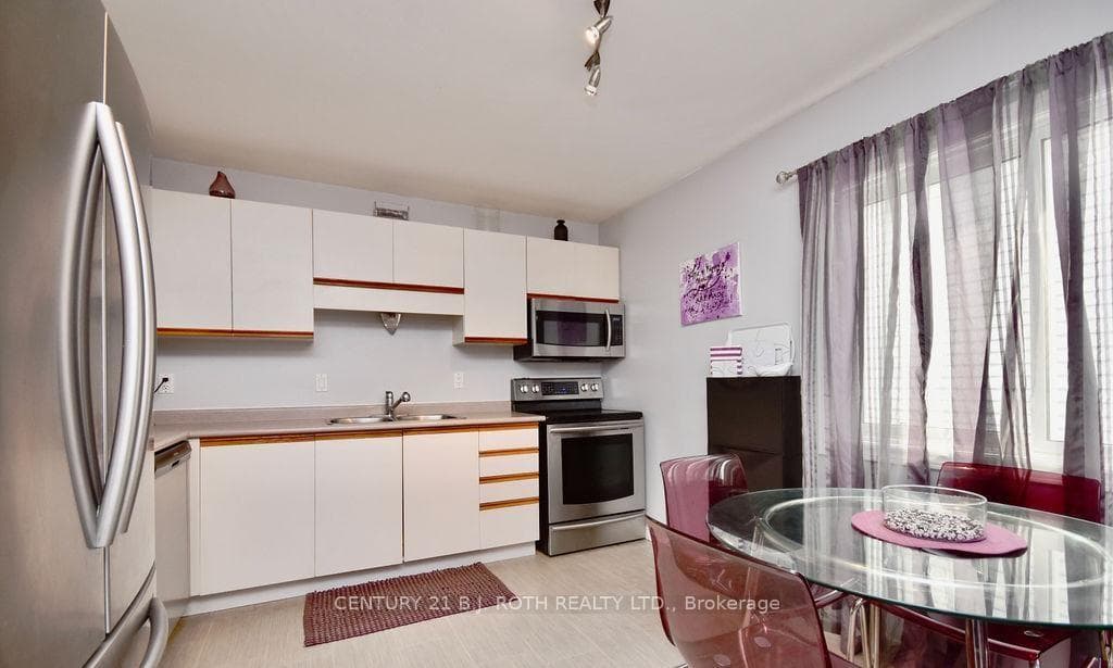 47 D'ambrosio Drive photo 7