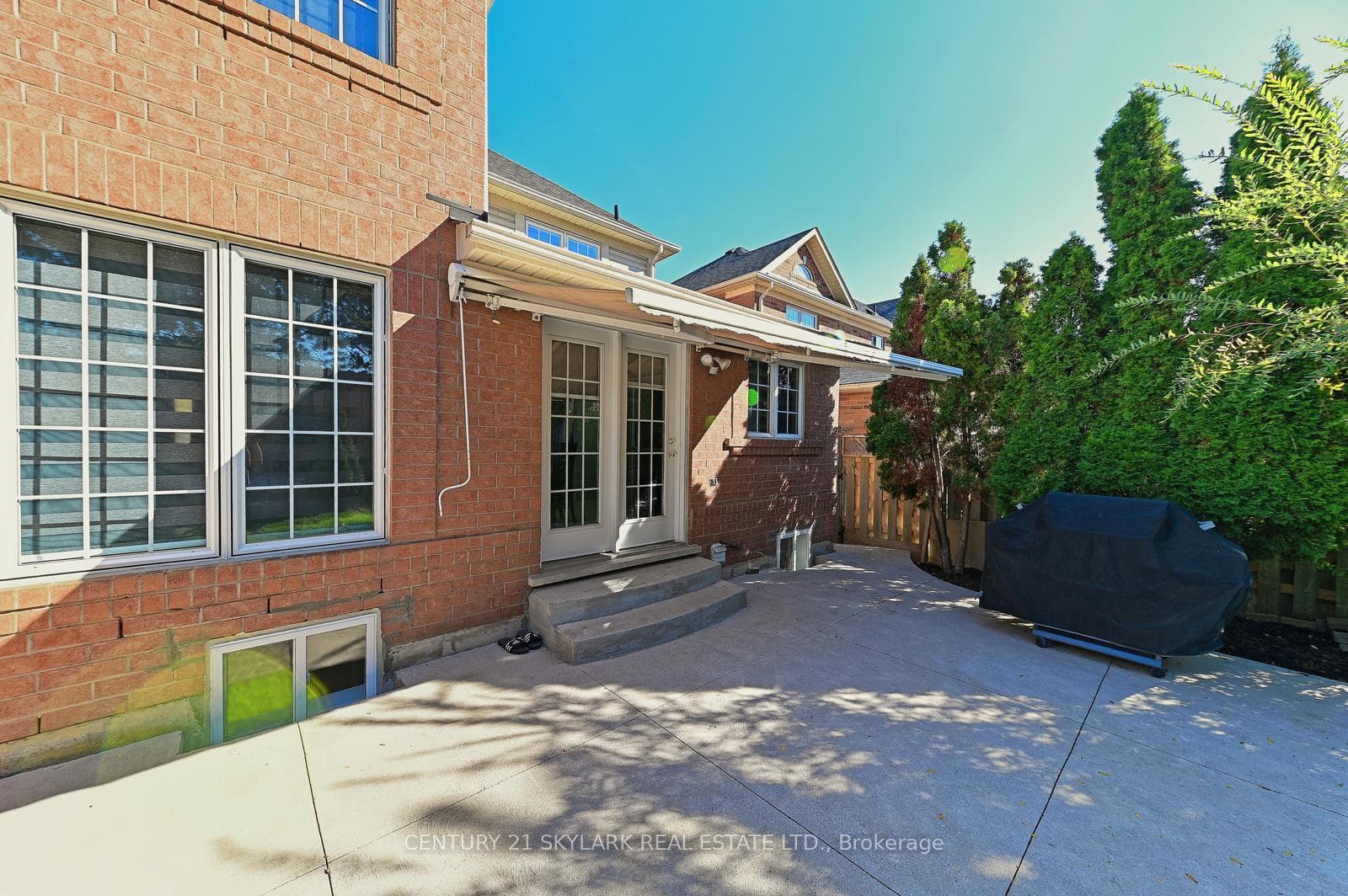 14 Cogswell Crescent photo 35