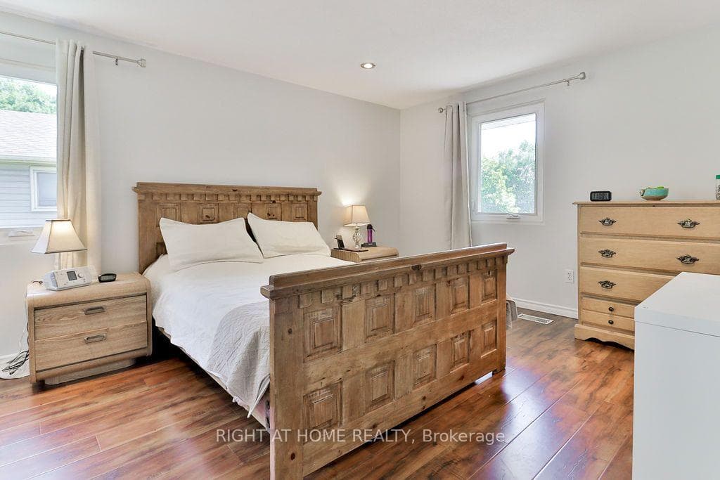 2932 Remea Court photo 23