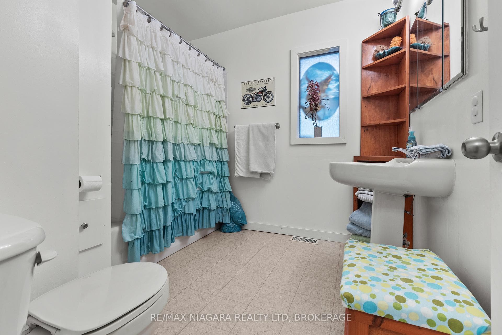 7931 Watson Street photo 19