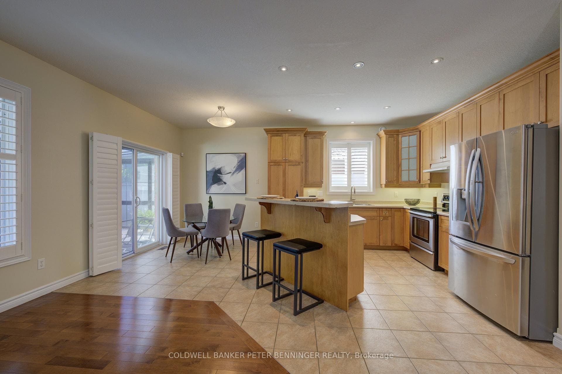 528 APPLEROCK Court photo 9