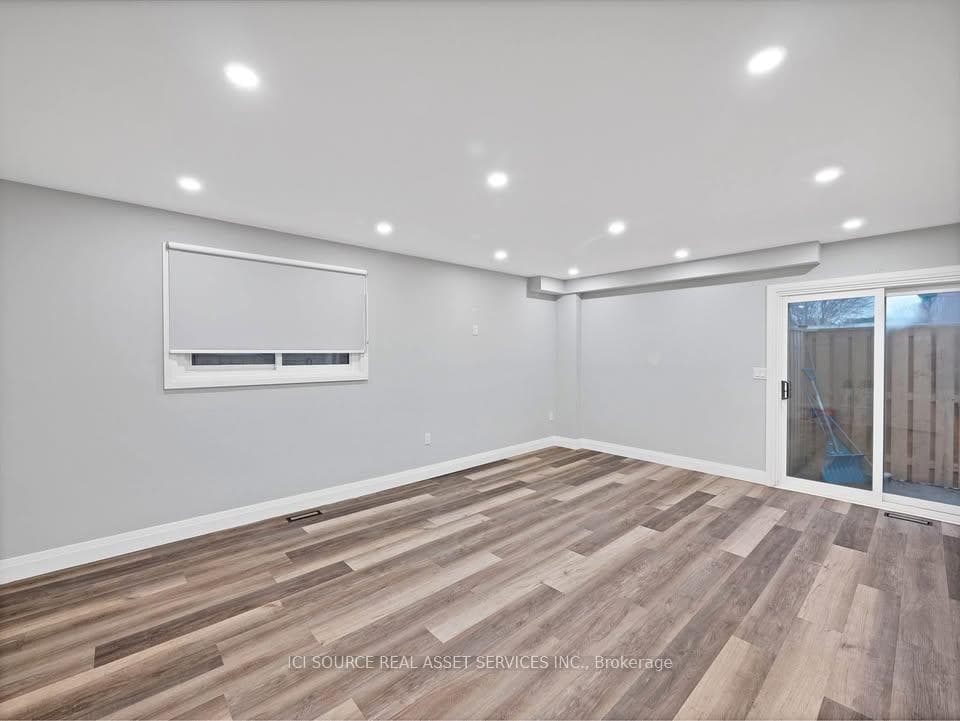 93 Presidio Drive Unit B photo 6