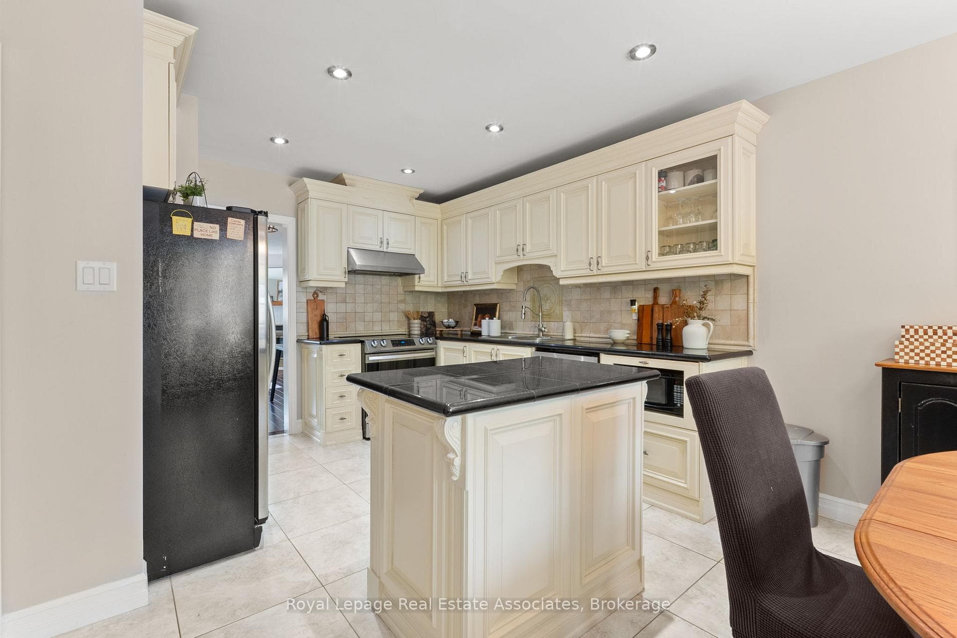 4605 Donegal Drive Unit 7 photo 2