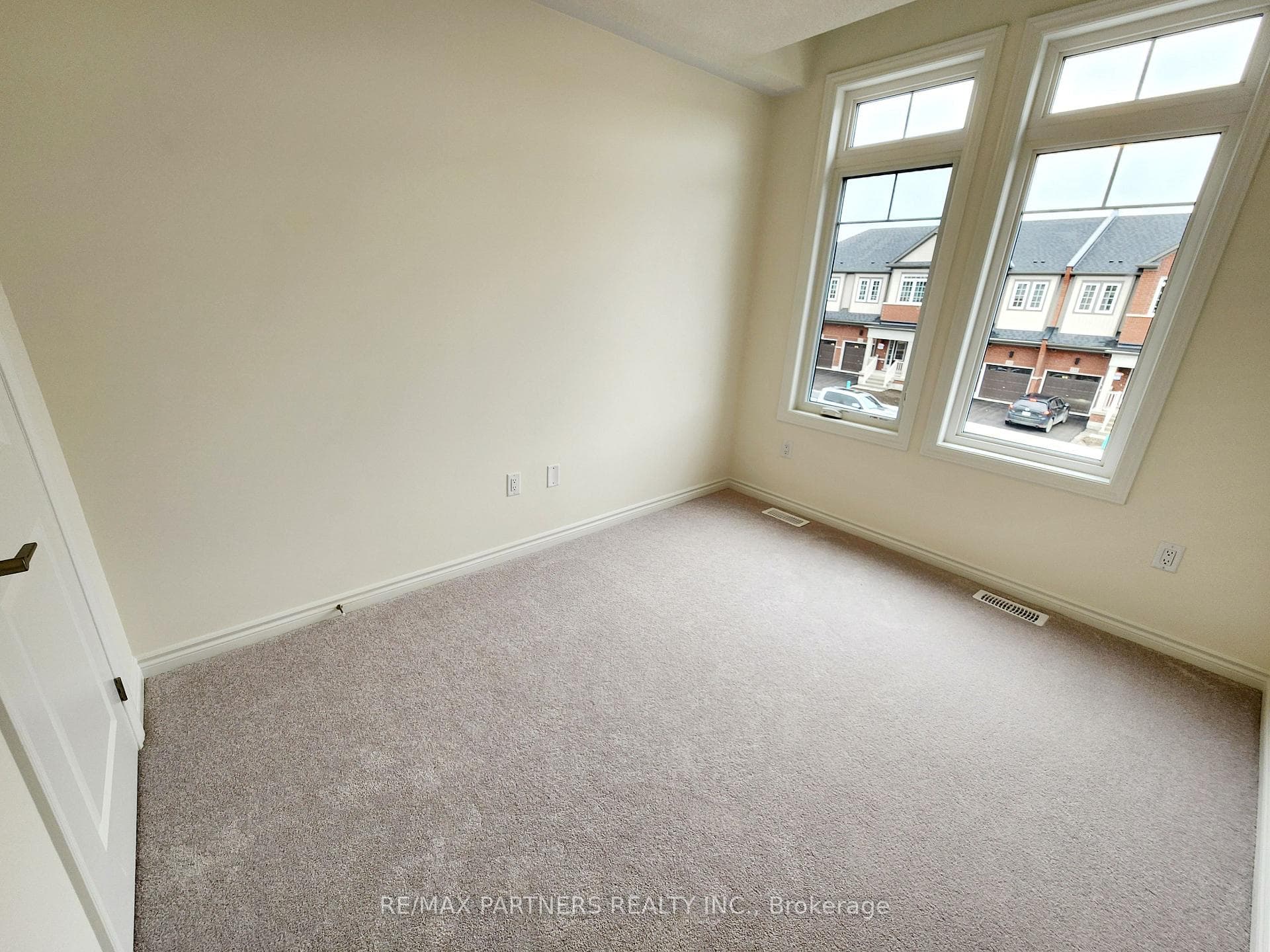 136 Greer Street photo 16