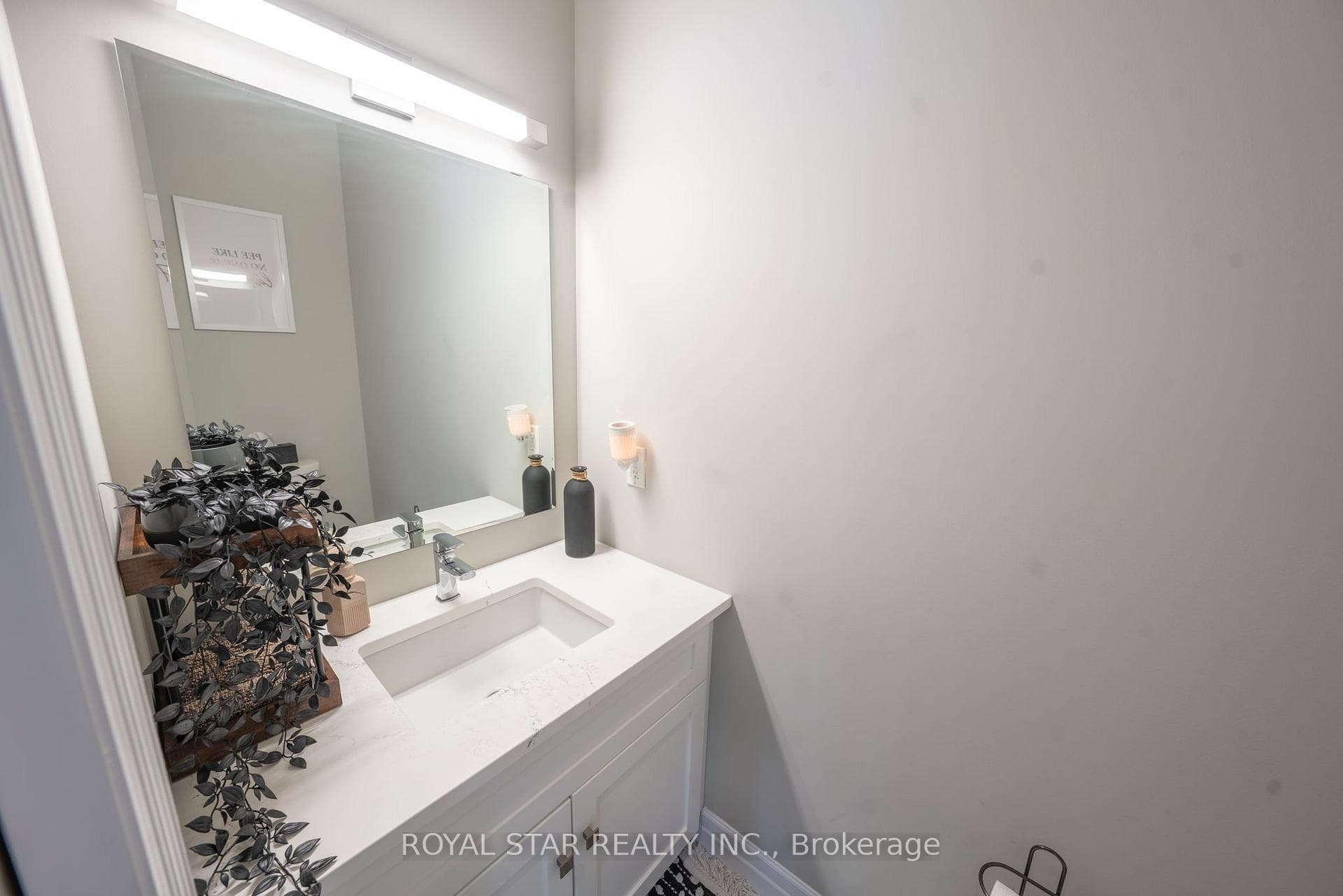 325 Masters Drive photo 20