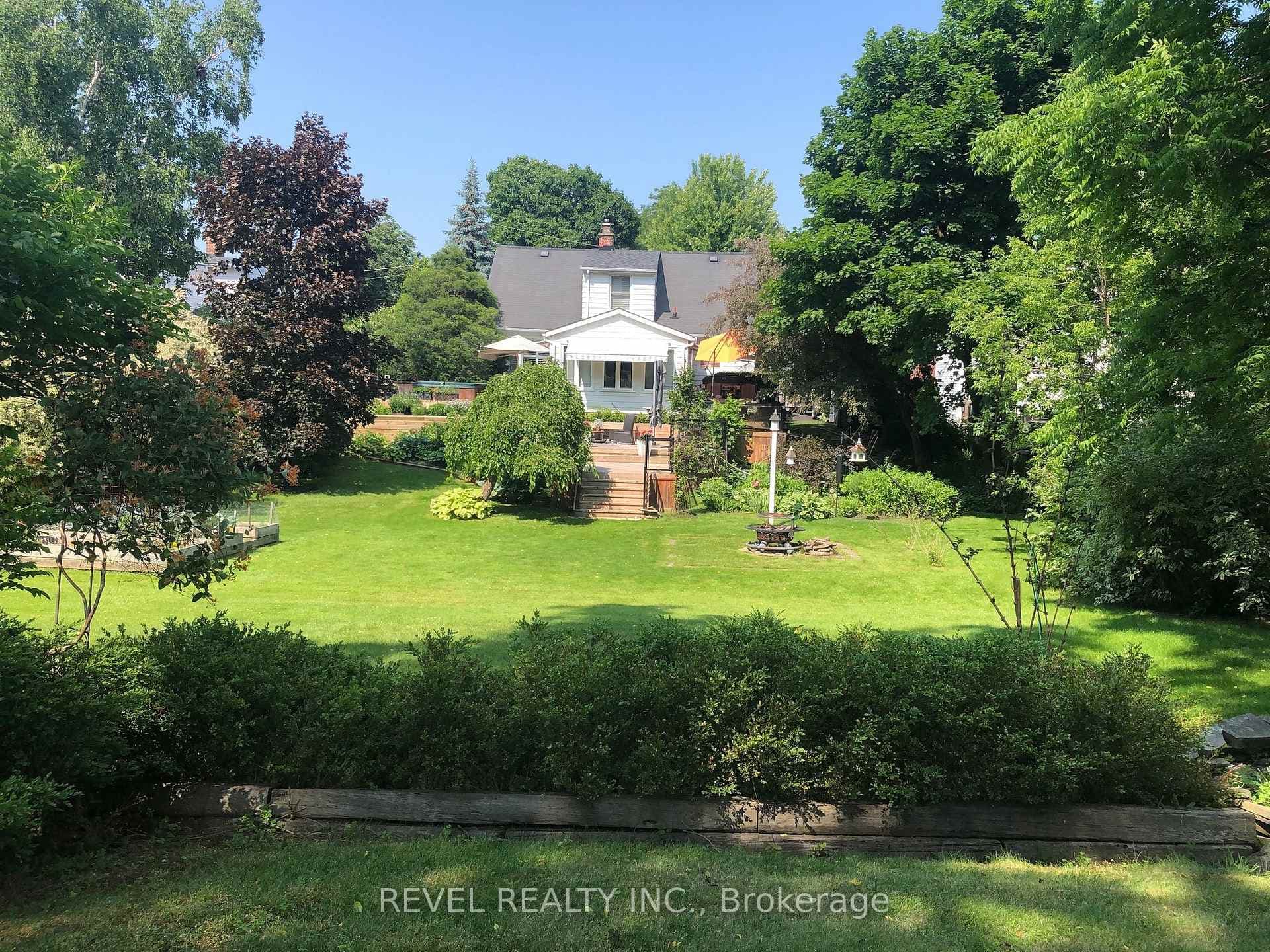 124 Lydia Avenue photo 35